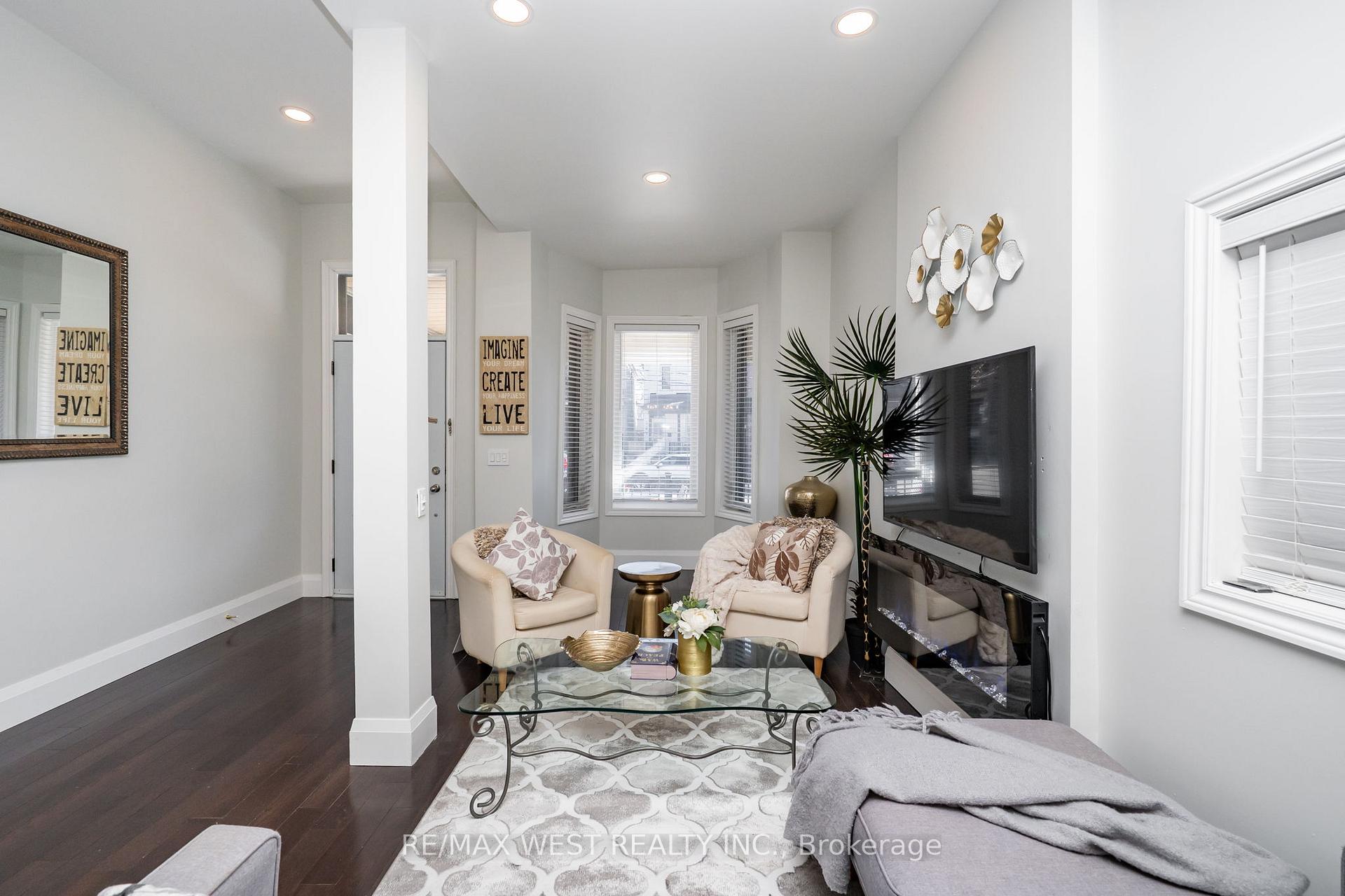 Photo 24 of 540 Dufferin Street, Toronto, Little Portugal — HOMEH