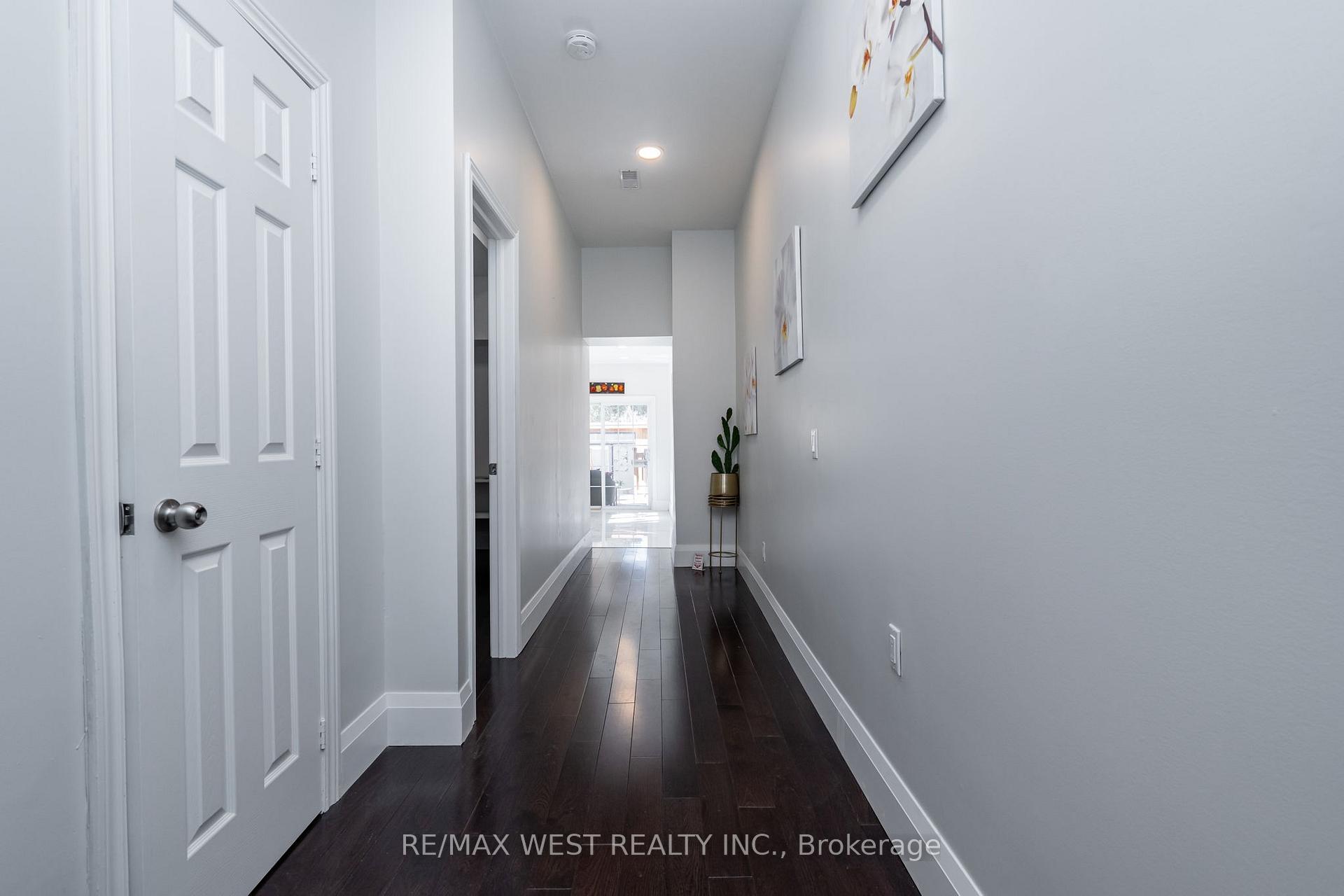Photo 28 of 540 Dufferin Street, Toronto, Little Portugal — HOMEH