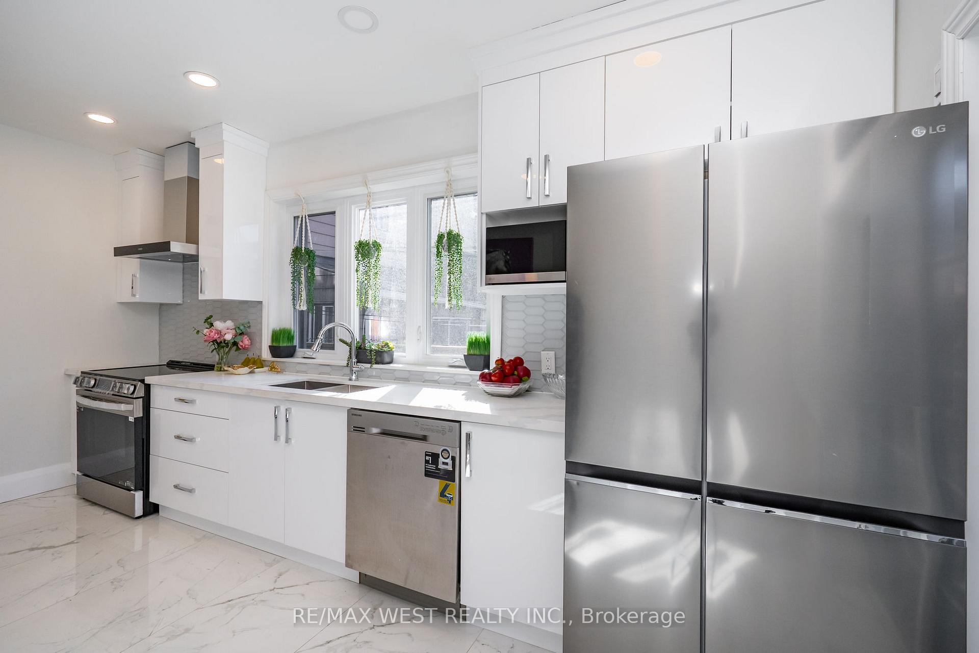 Photo 30 of 540 Dufferin Street, Toronto, Little Portugal — HOMEH