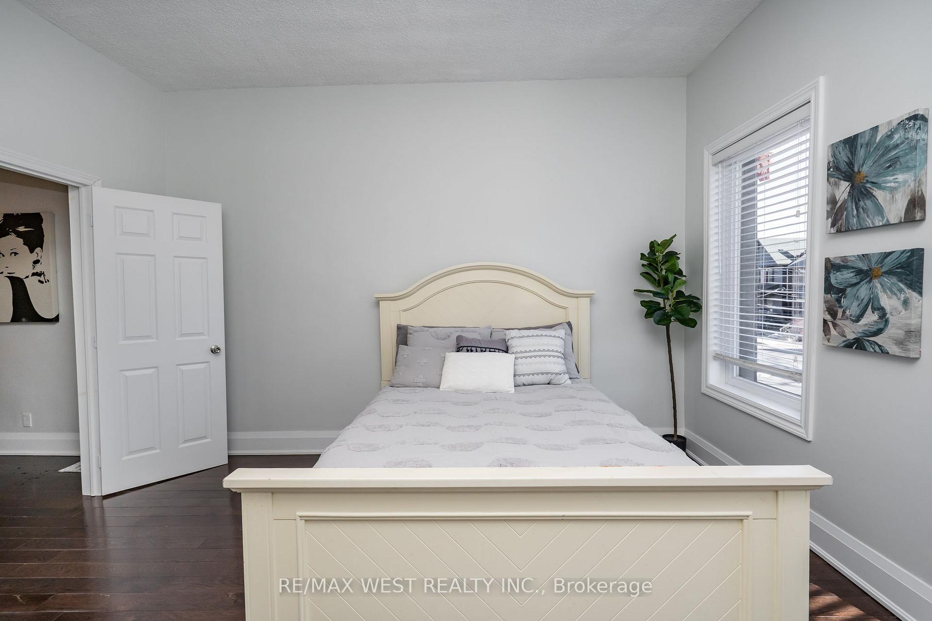 Photo 22 of 540 Dufferin Street, Toronto, Little Portugal — HOMEH