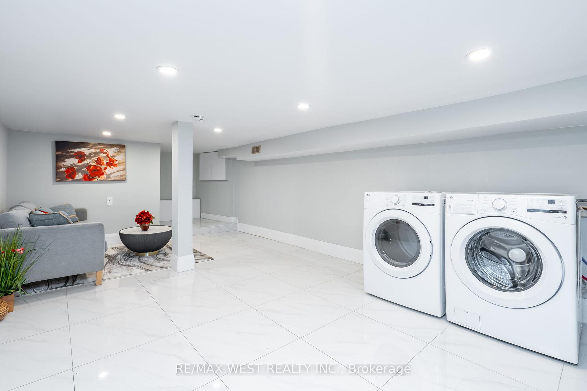 Photo 17 of 540 Dufferin Street, Toronto, Little Portugal — HOMEH