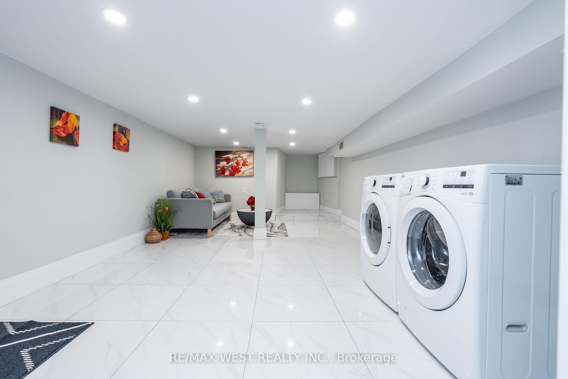 Photo 12 of 540 Dufferin Street, Toronto, Little Portugal — HOMEH