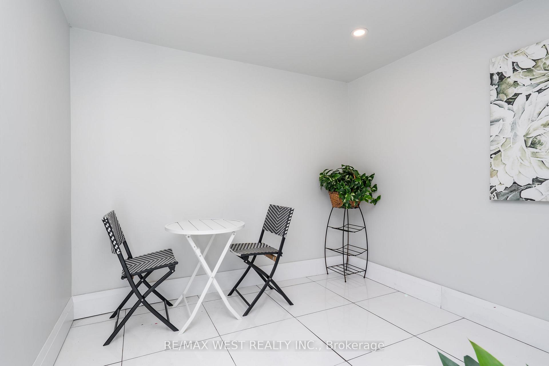 Photo 18 of 540 Dufferin Street, Toronto, Little Portugal — HOMEH