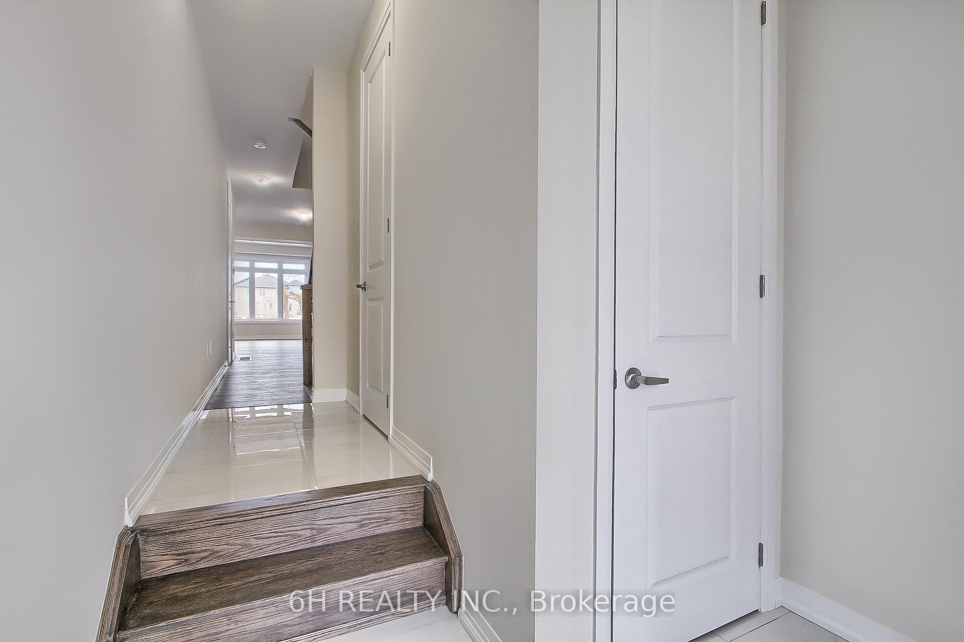 Photo 7 of 2616 Hibiscus Drive, Pickering, Rural Pickering — HOMEH