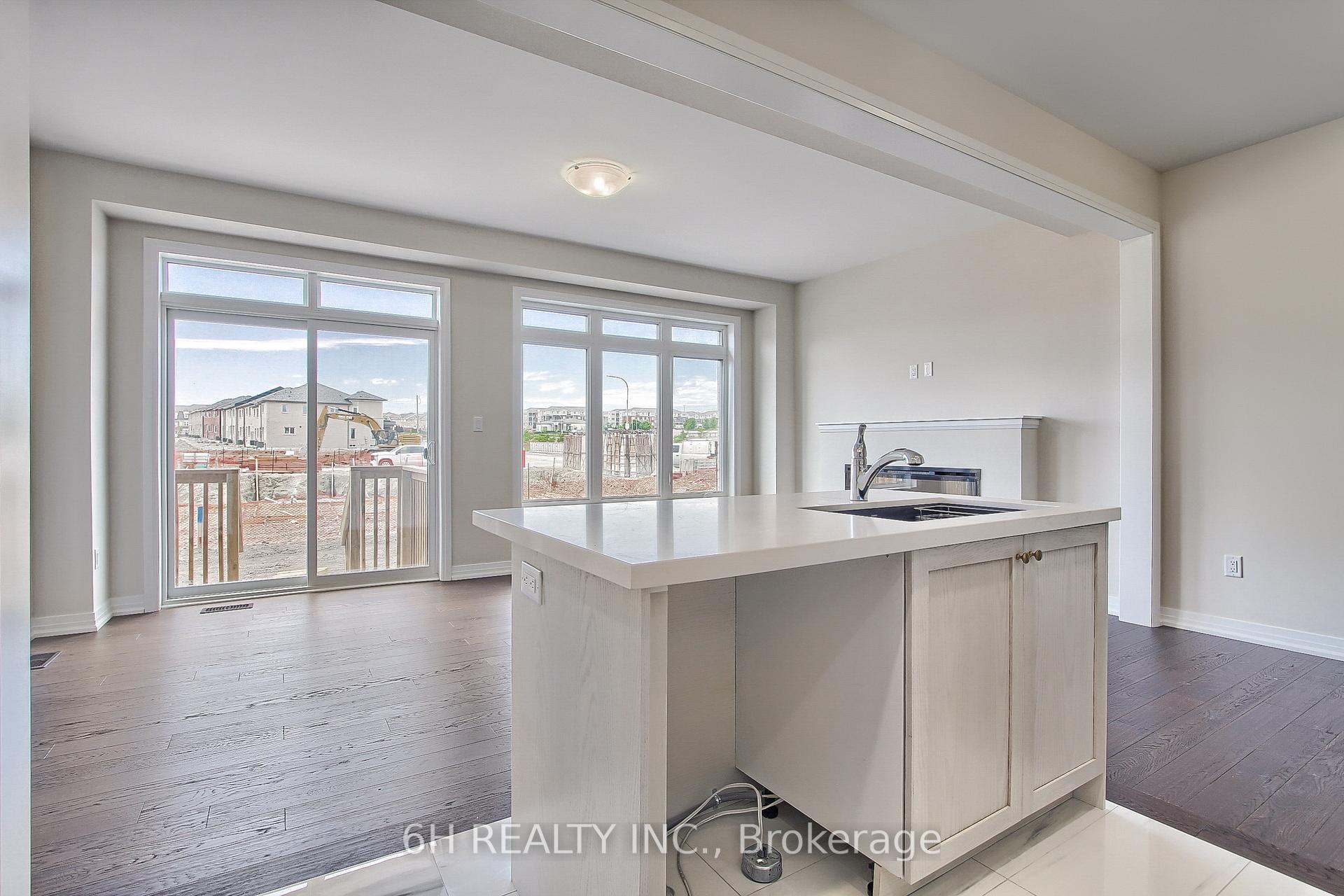 Photo 5 of 2616 Hibiscus Drive, Pickering, Rural Pickering — HOMEH