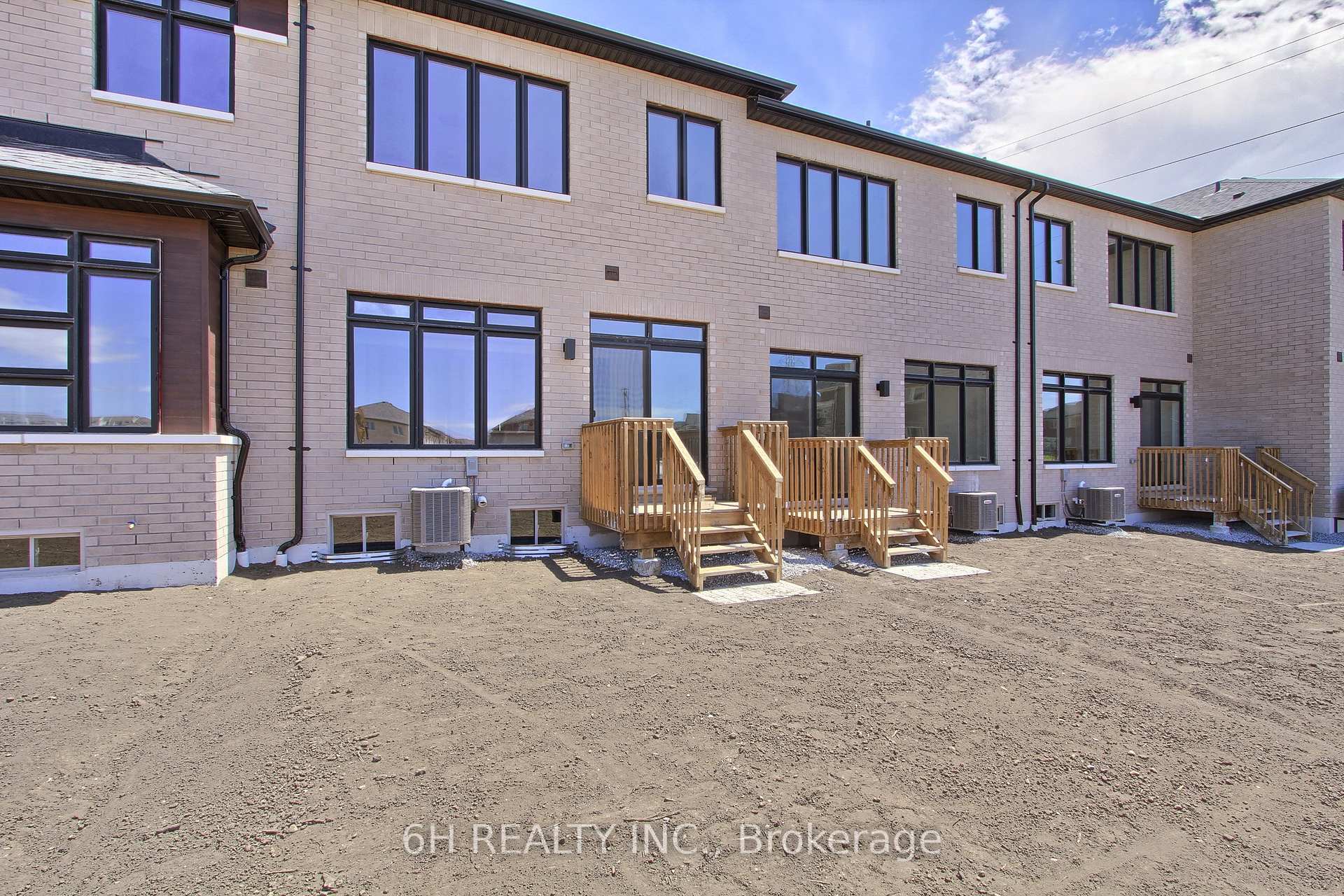 Photo 33 of 2616 Hibiscus Drive, Pickering, Rural Pickering — HOMEH