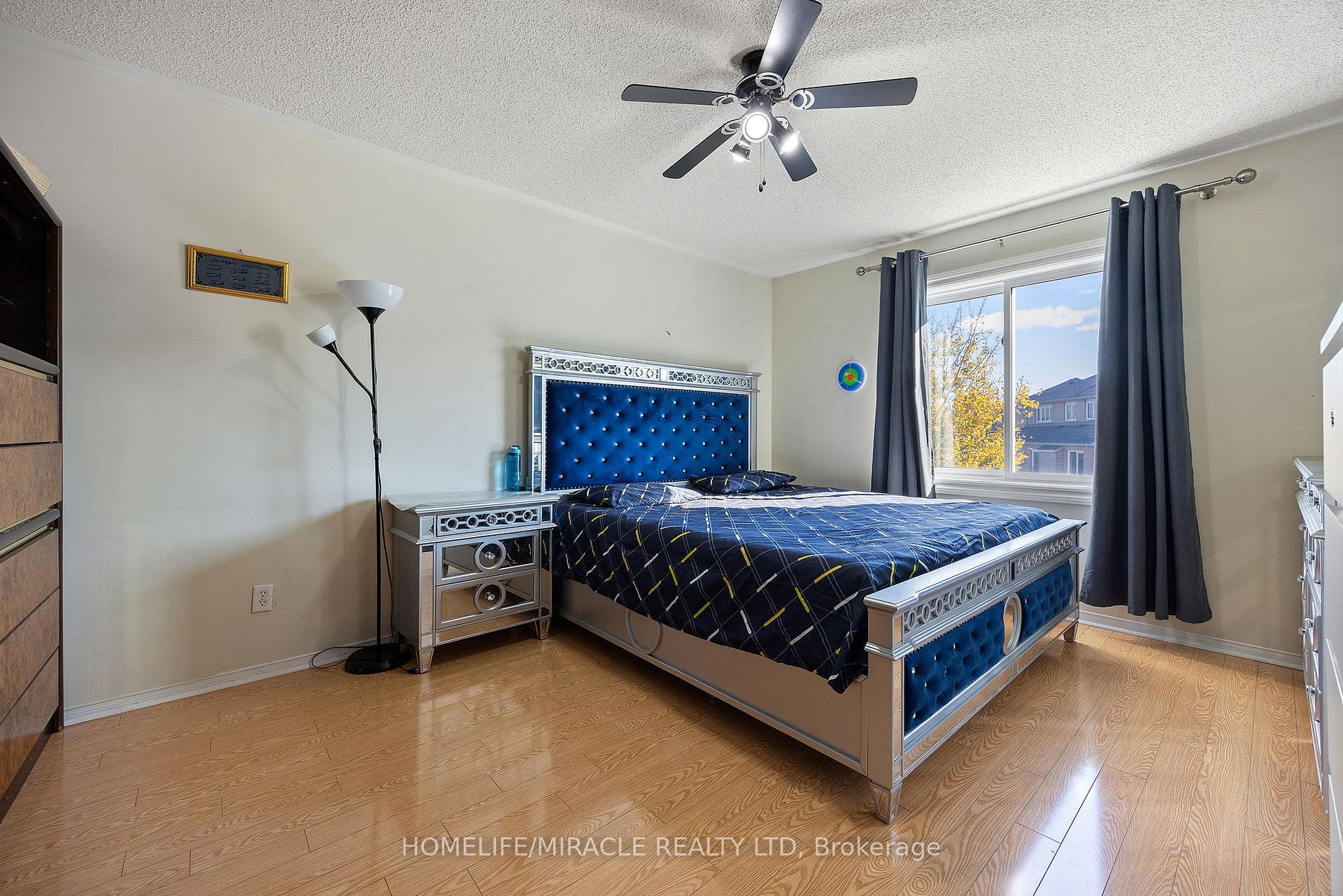 Photo 22 of 18 Amazon Court, Brampton, Sandringham-Wellington — HOMEH