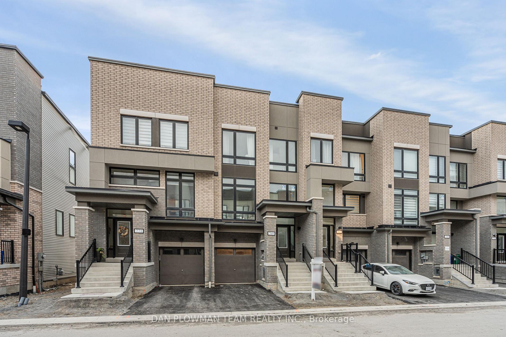 Photo 1 of 769 Heathrow Path, Oshawa, Samac — HOMEH