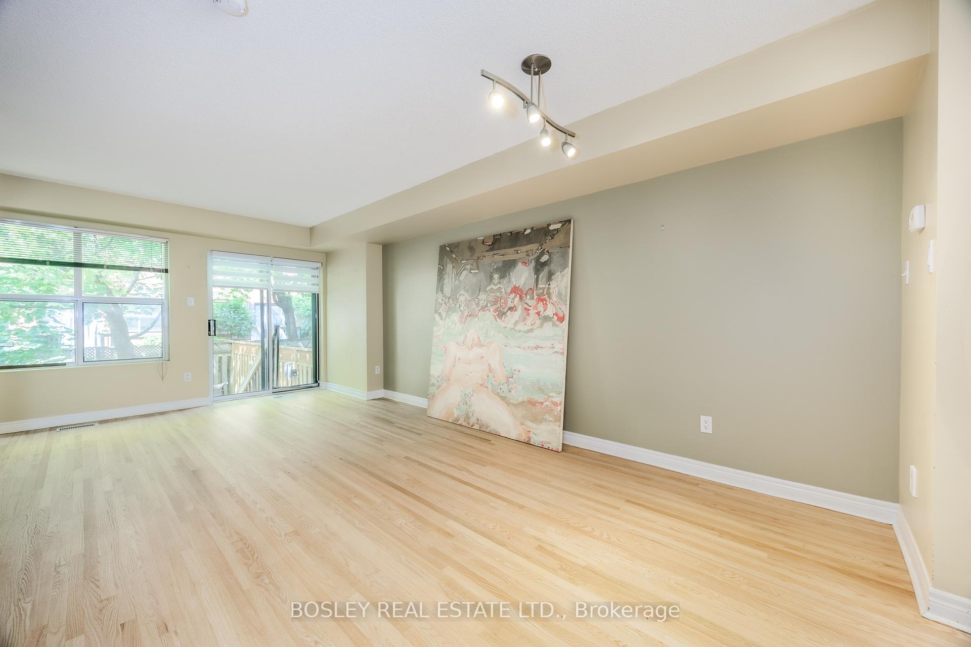 Photo 3 of 186 Milan Street, Toronto, Moss Park — HOMEH