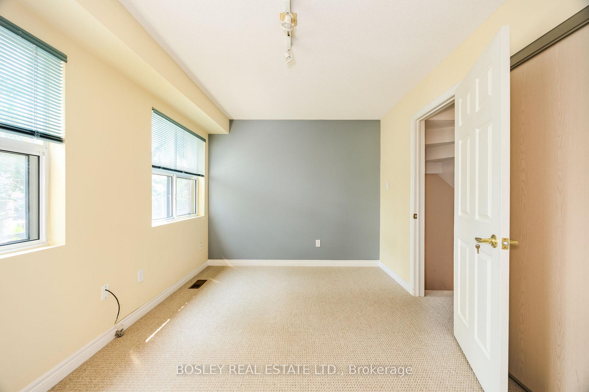 Photo 12 of 186 Milan Street, Toronto, Moss Park — HOMEH