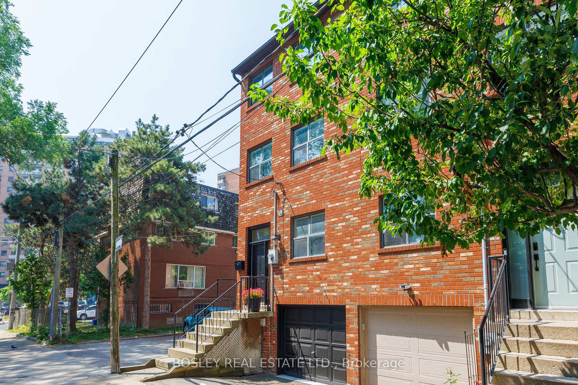 Photo 38 of 186 Milan Street, Toronto, Moss Park — HOMEH