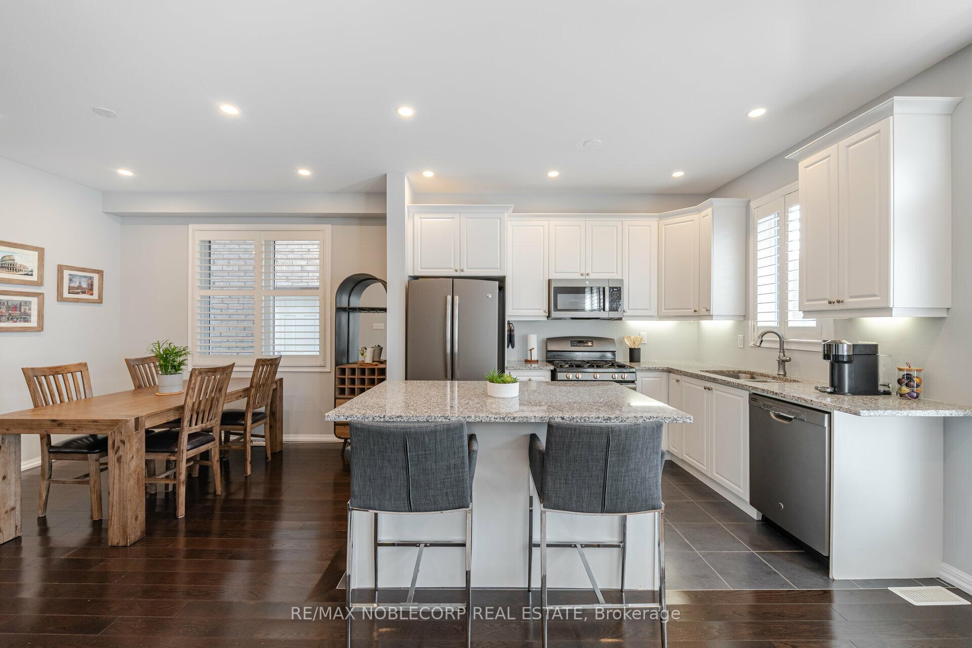Photo 8 of 7 Giltspur Road, Brampton, Northwest Brampton — HOMEH