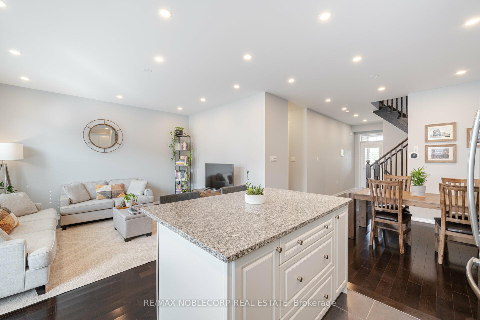 Photo 6 of 7 Giltspur Road, Brampton, Northwest Brampton — HOMEH