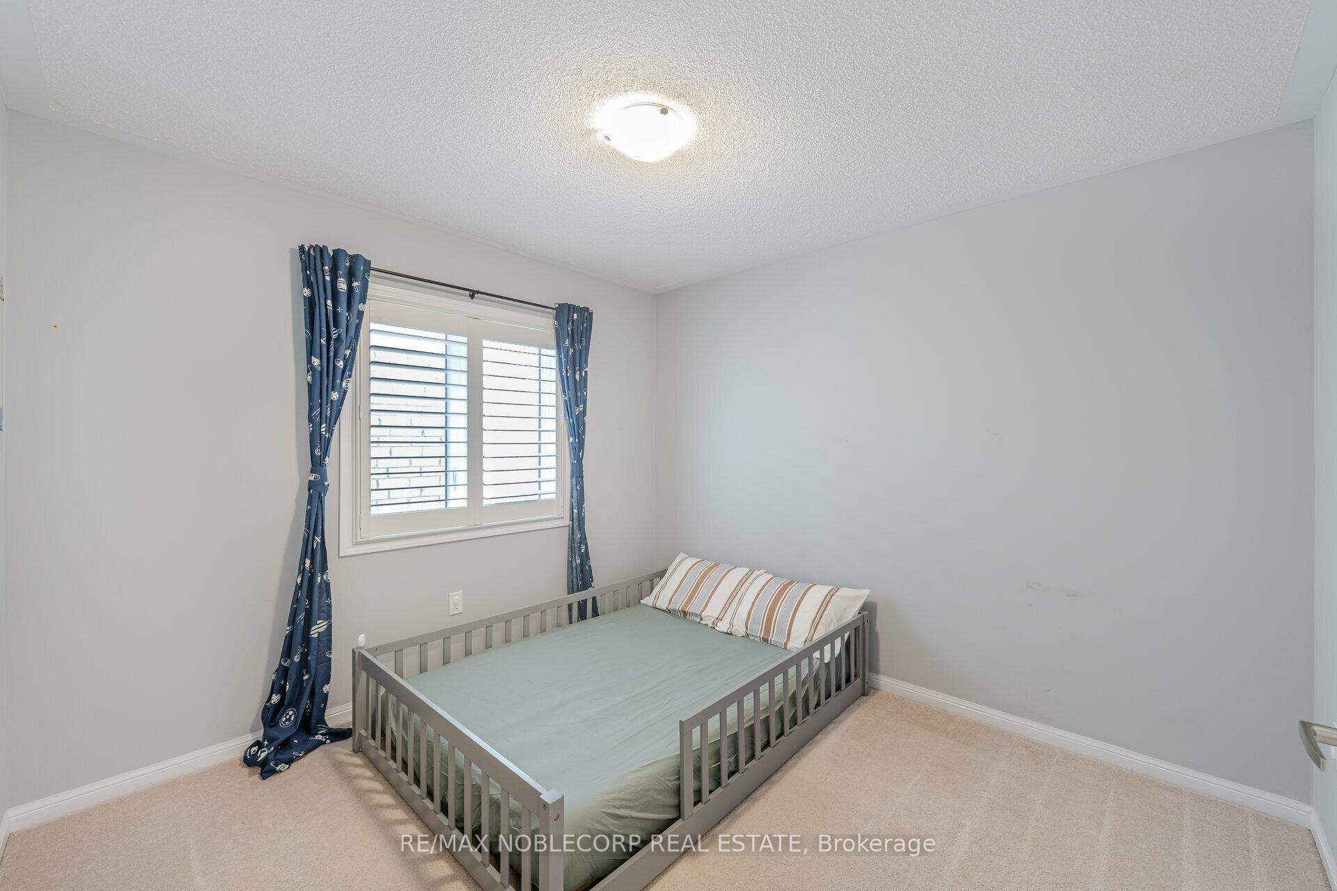 Photo 23 of 7 Giltspur Road, Brampton, Northwest Brampton — HOMEH