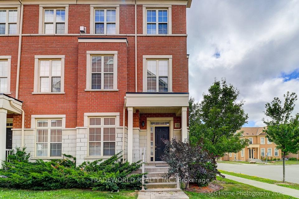 Front of 13 Empress of Australia Lane