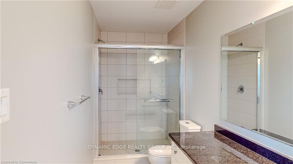 Photo 19 of 929 Robert Ferrie Drive, Kitchener — HOMEH