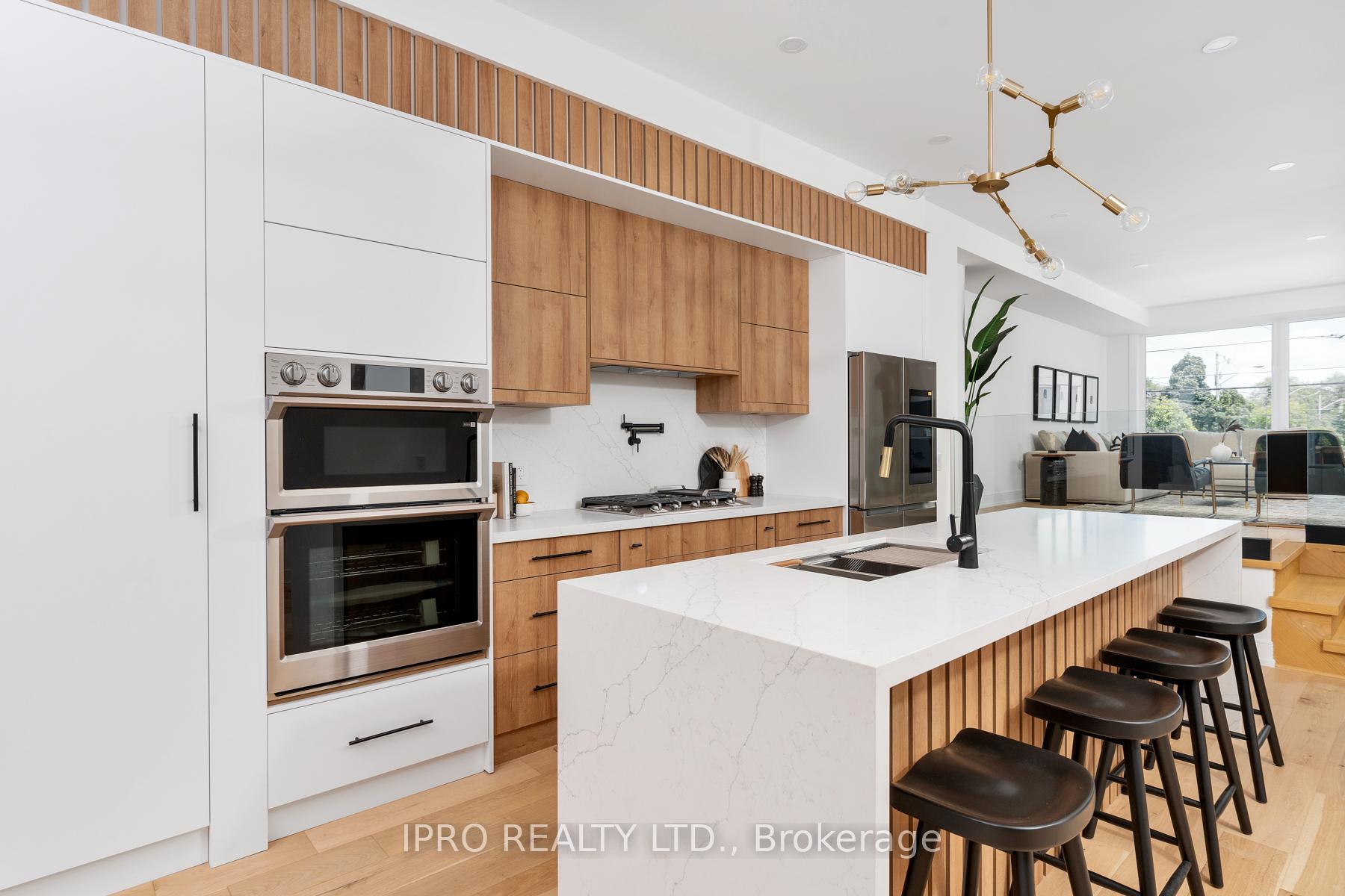 Photo 6 of 280 Westlake Avenue, Toronto, Woodbine-Lumsden — HOMEH