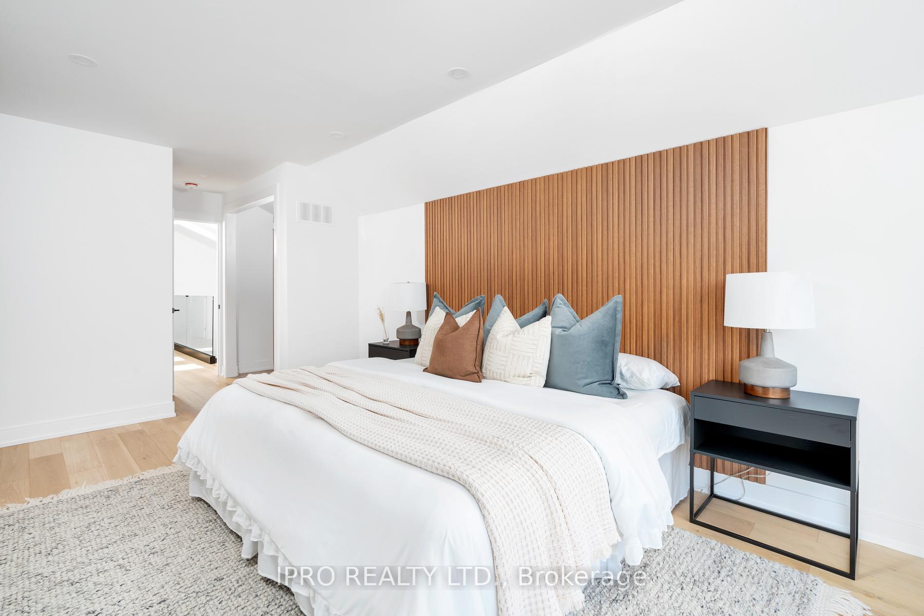 Photo 15 of 280 Westlake Avenue, Toronto, Woodbine-Lumsden — HOMEH