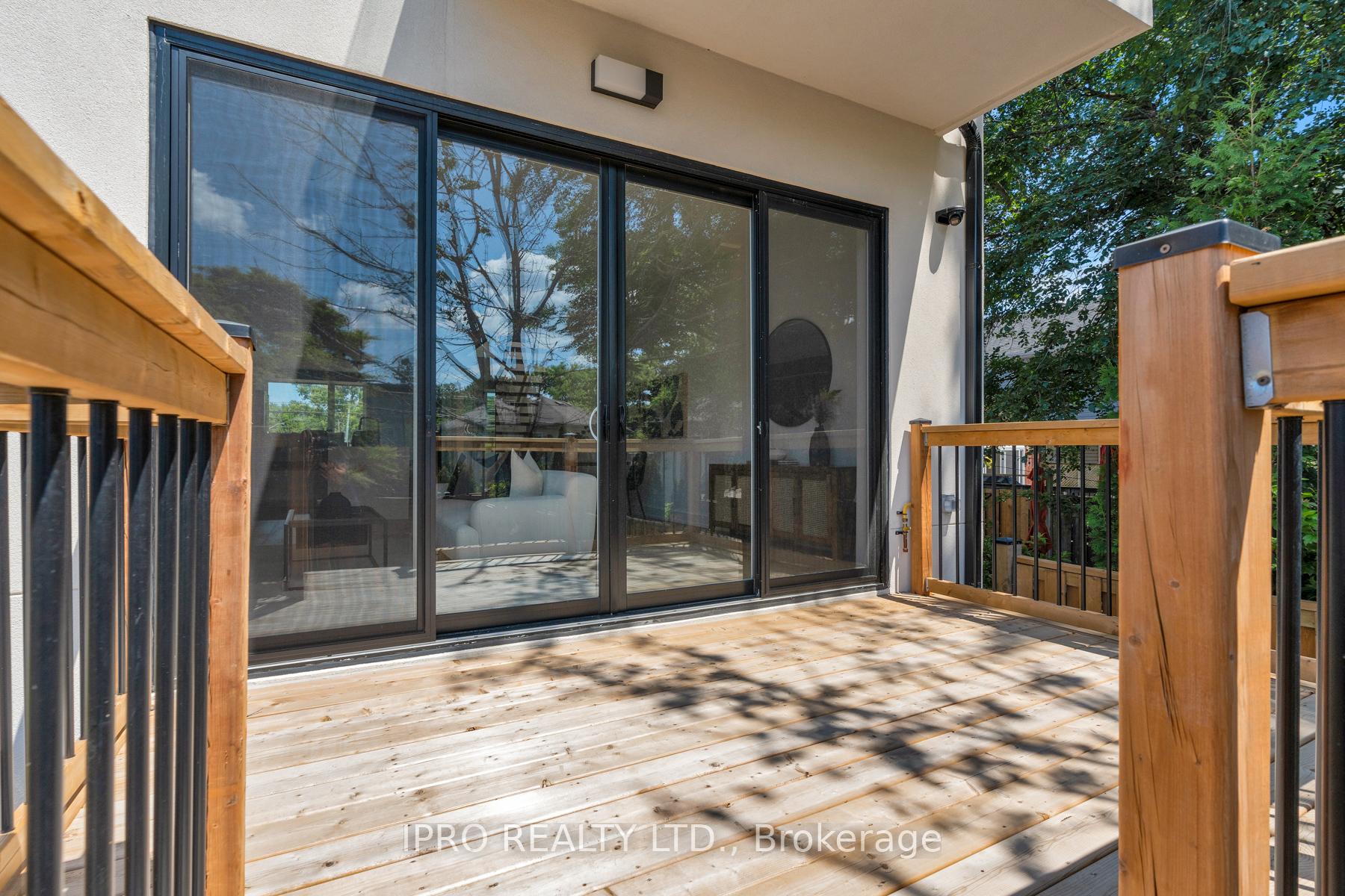 Photo 30 of 280 Westlake Avenue, Toronto, Woodbine-Lumsden — HOMEH