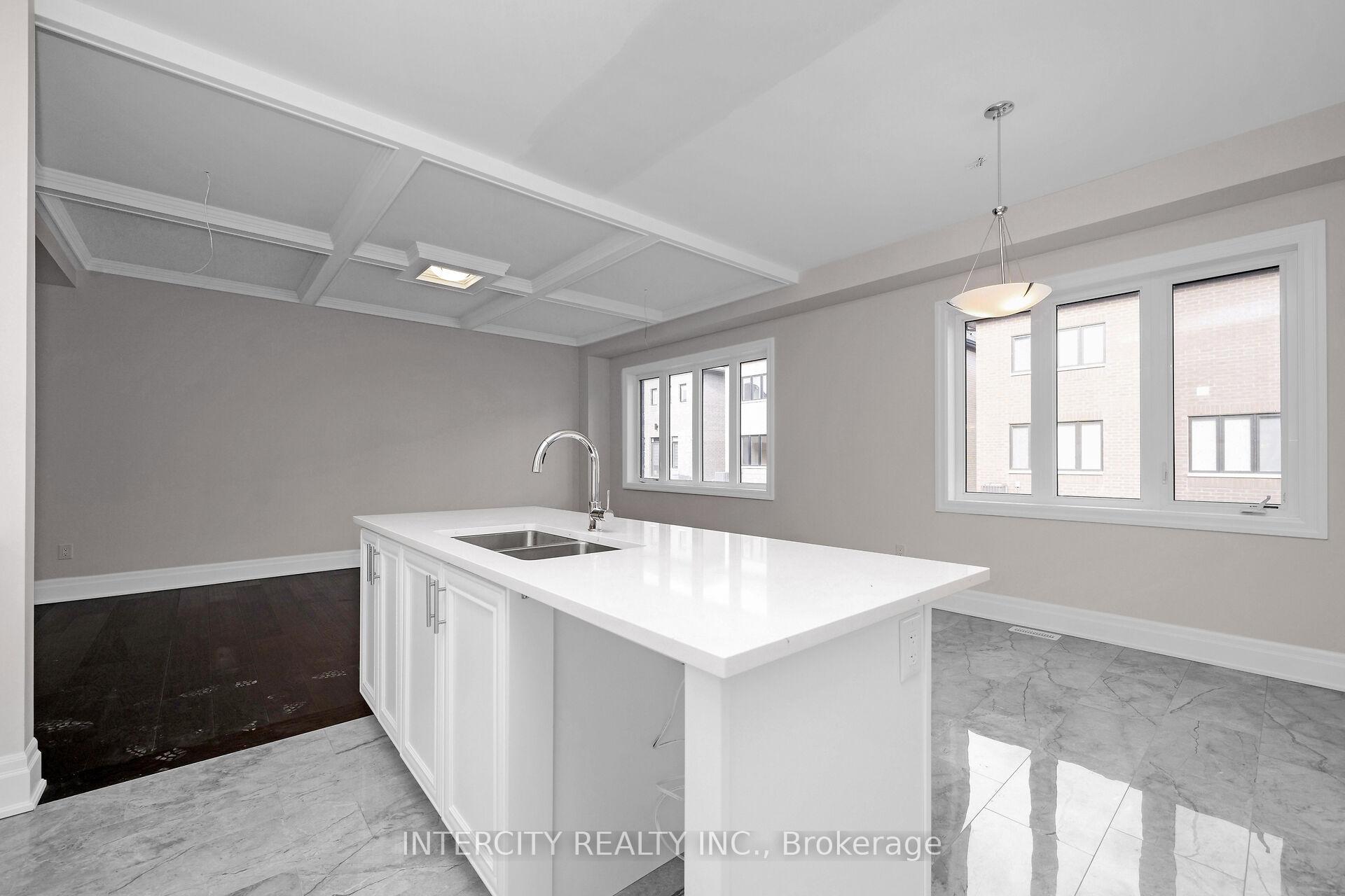 Photo 15 of 65 Claremont Drive, Brampton, Sandringham-Wellington North — HOMEH