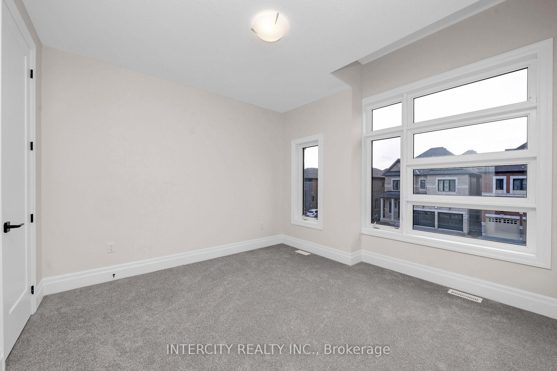Photo 22 of 65 Claremont Drive, Brampton, Sandringham-Wellington North — HOMEH