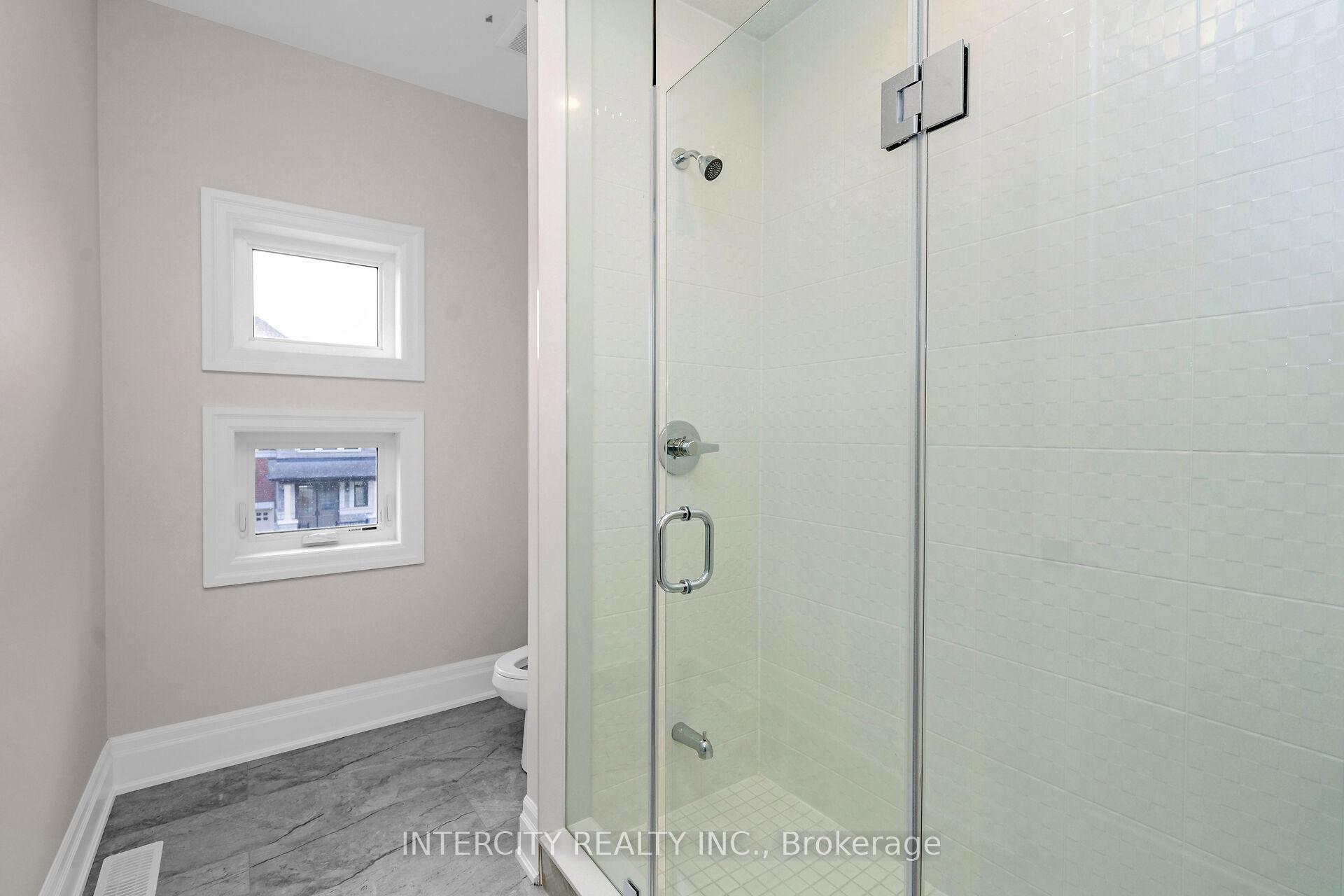 Photo 26 of 65 Claremont Drive, Brampton, Sandringham-Wellington North — HOMEH