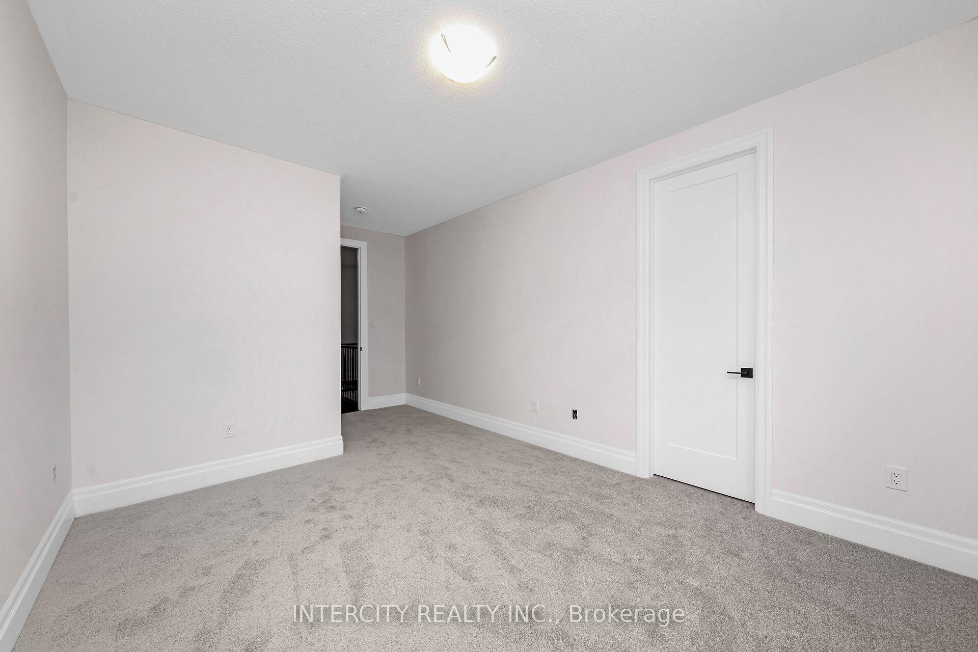 Photo 31 of 65 Claremont Drive, Brampton, Sandringham-Wellington North — HOMEH