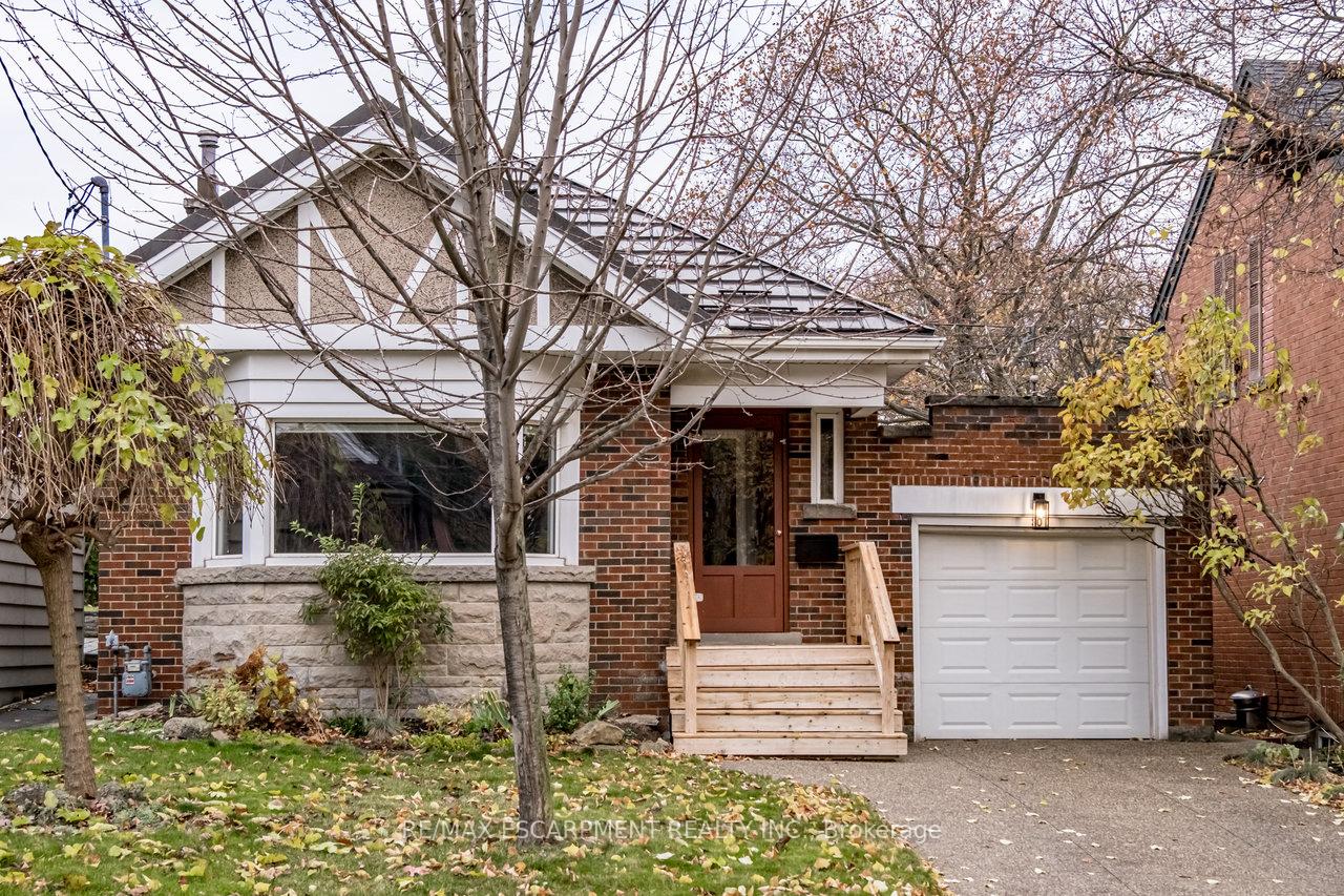 Photo 2 of 30 Miles Court, Hamilton, Kirkendall — HOMEH