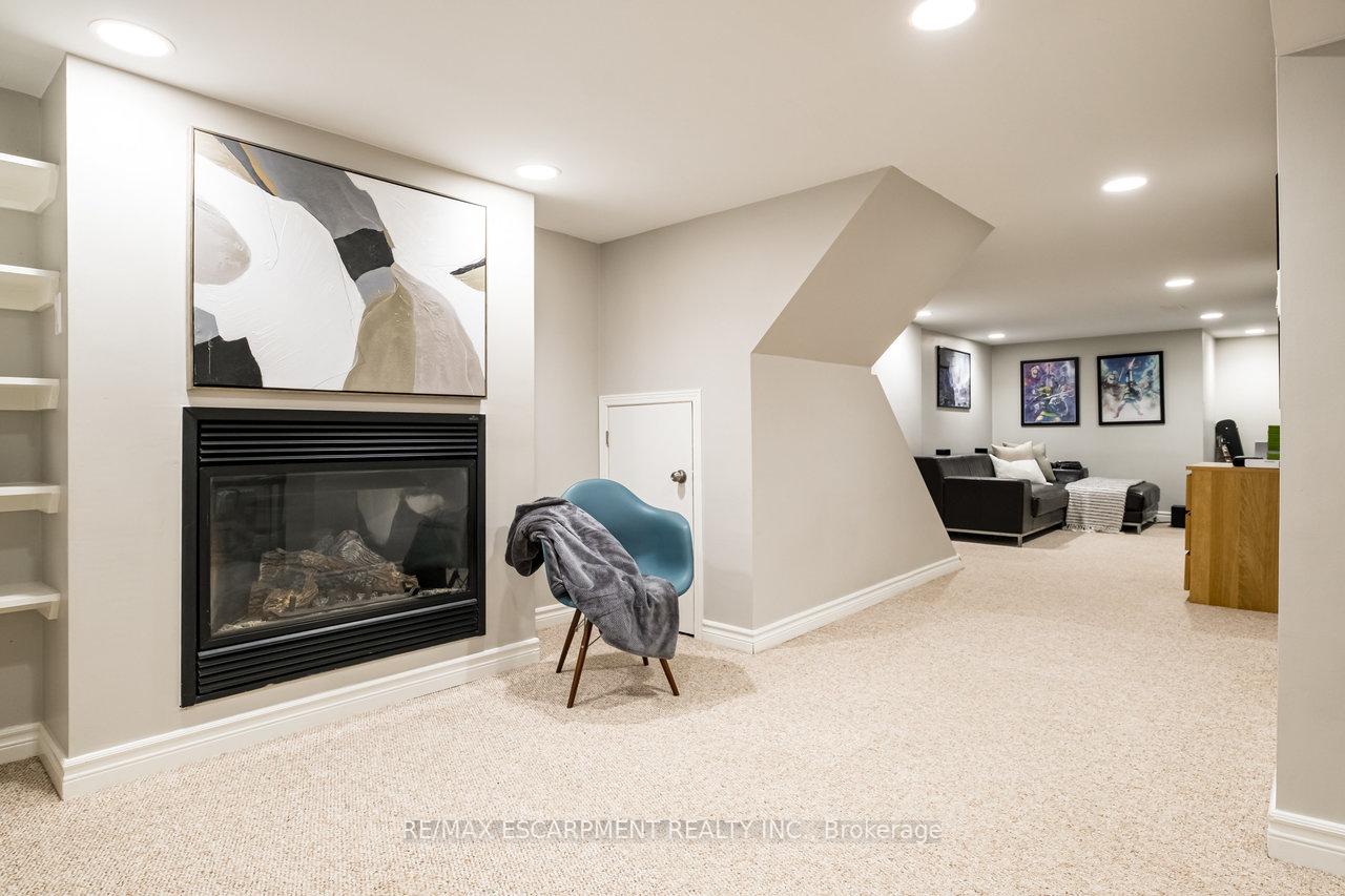 Photo 27 of 30 Miles Court, Hamilton, Kirkendall — HOMEH