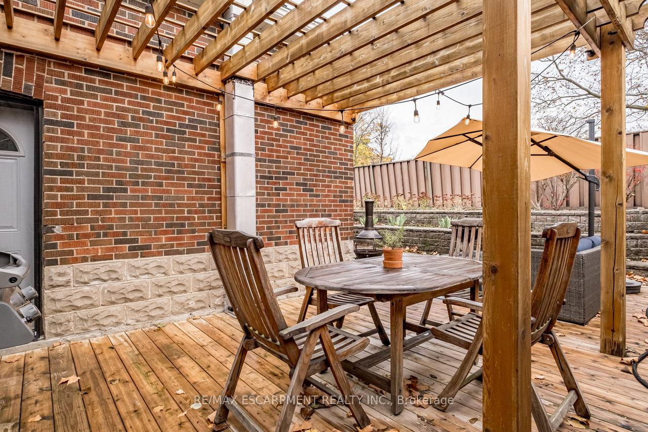Photo 29 of 30 Miles Court, Hamilton, Kirkendall — HOMEH
