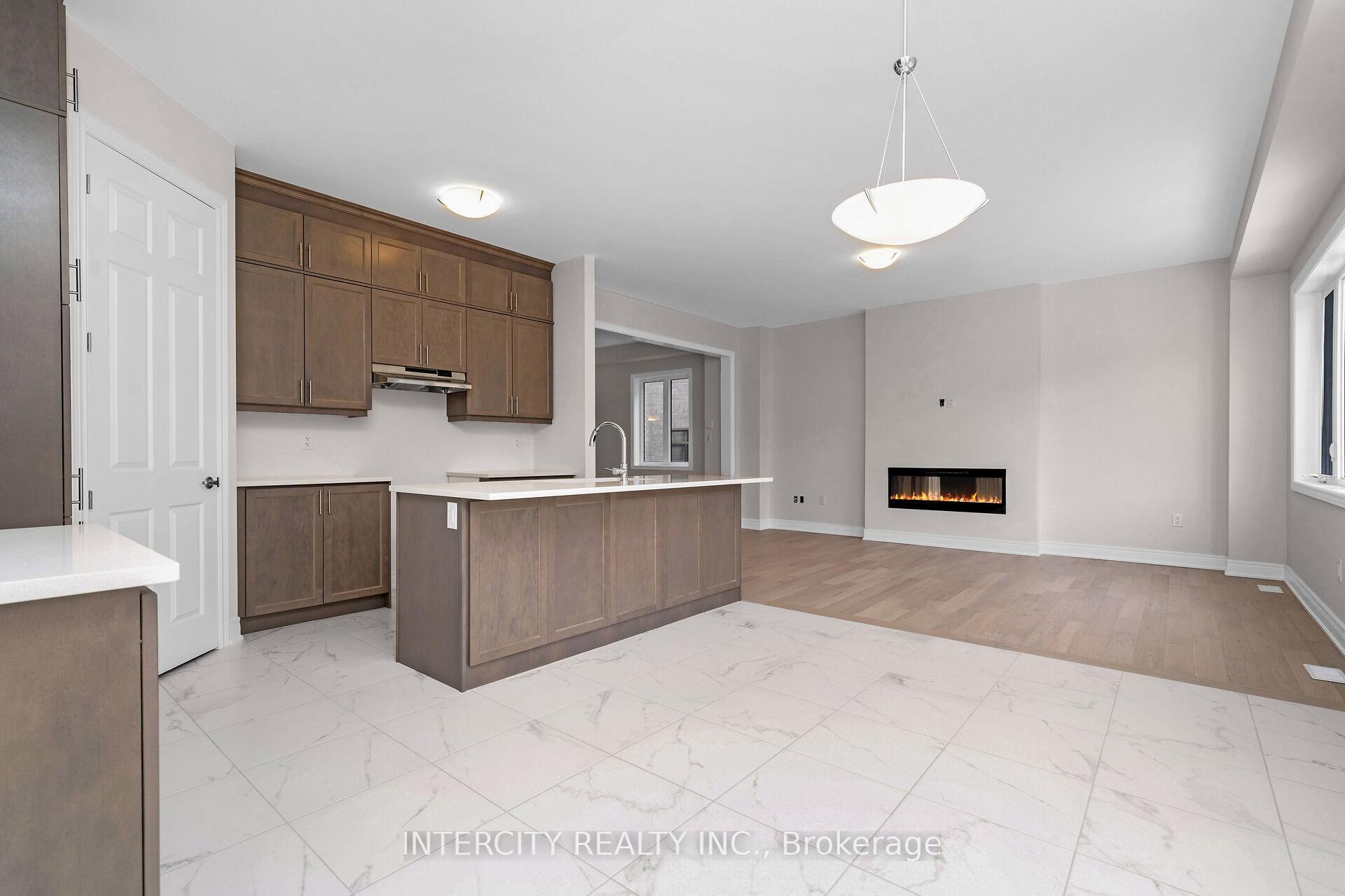 Photo 8 of 39 Keyworth Crescent, Brampton, Sandringham-Wellington North — HOMEH