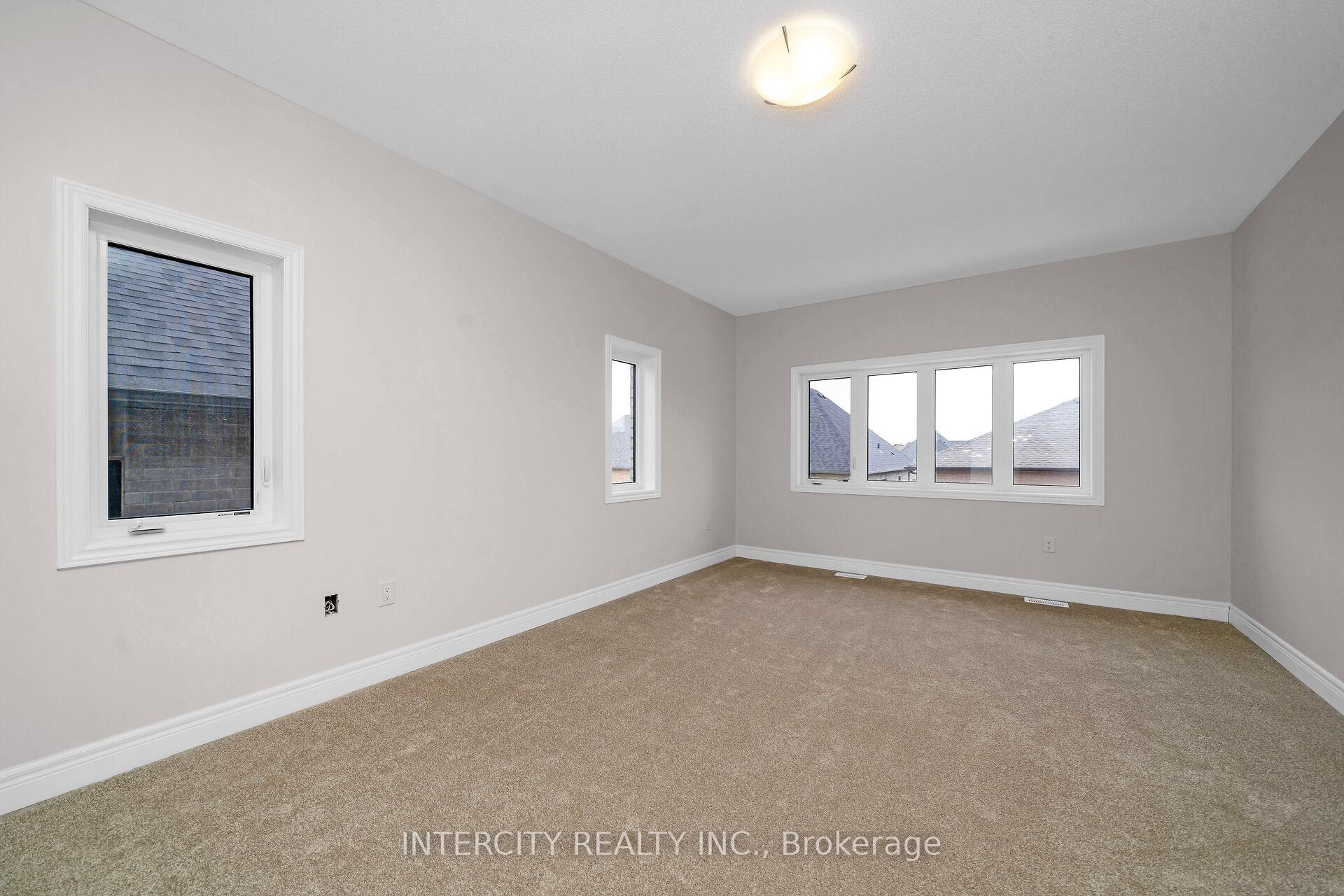Photo 28 of 39 Keyworth Crescent, Brampton, Sandringham-Wellington North — HOMEH
