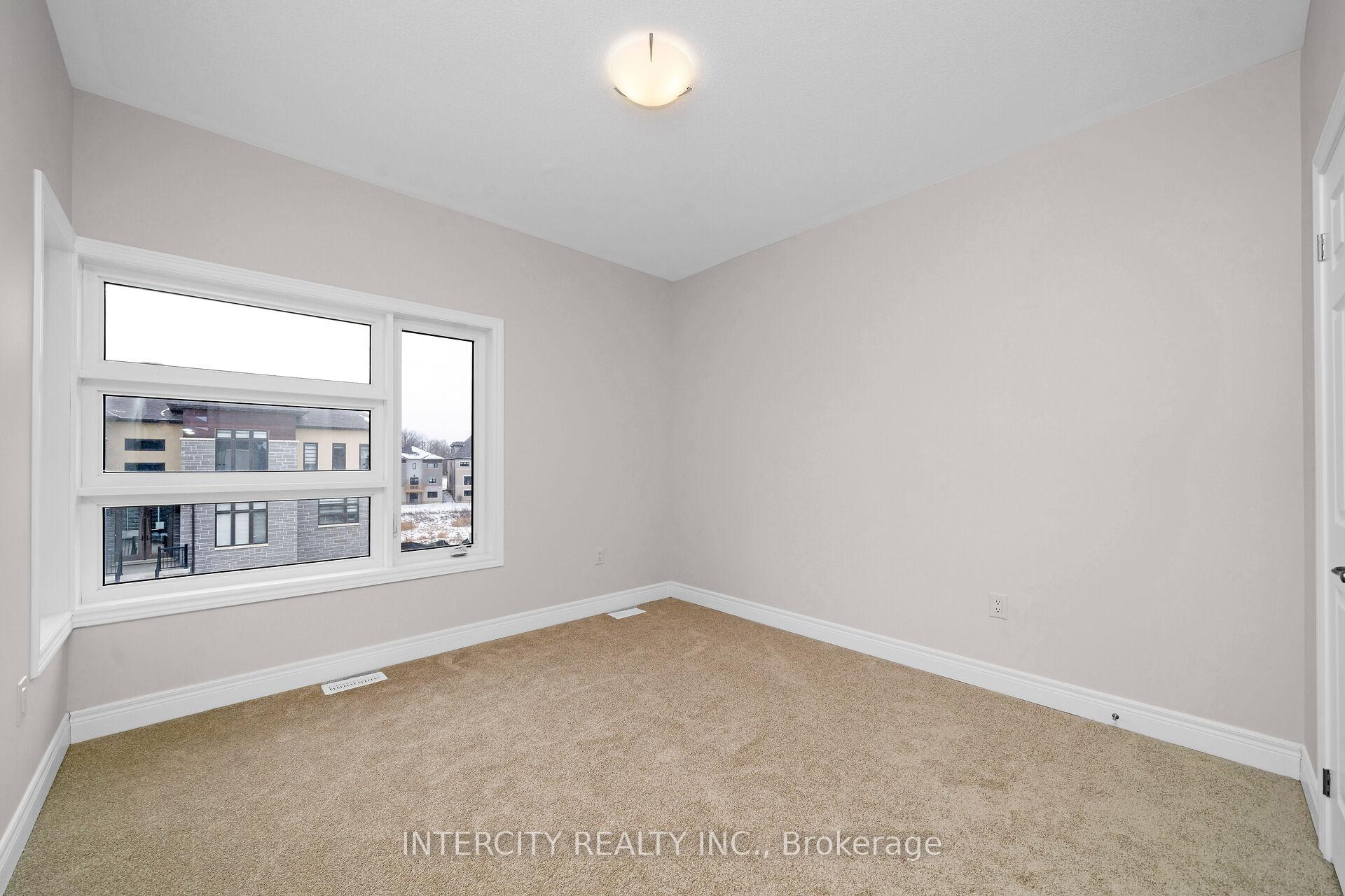 Photo 27 of 39 Keyworth Crescent, Brampton, Sandringham-Wellington North — HOMEH