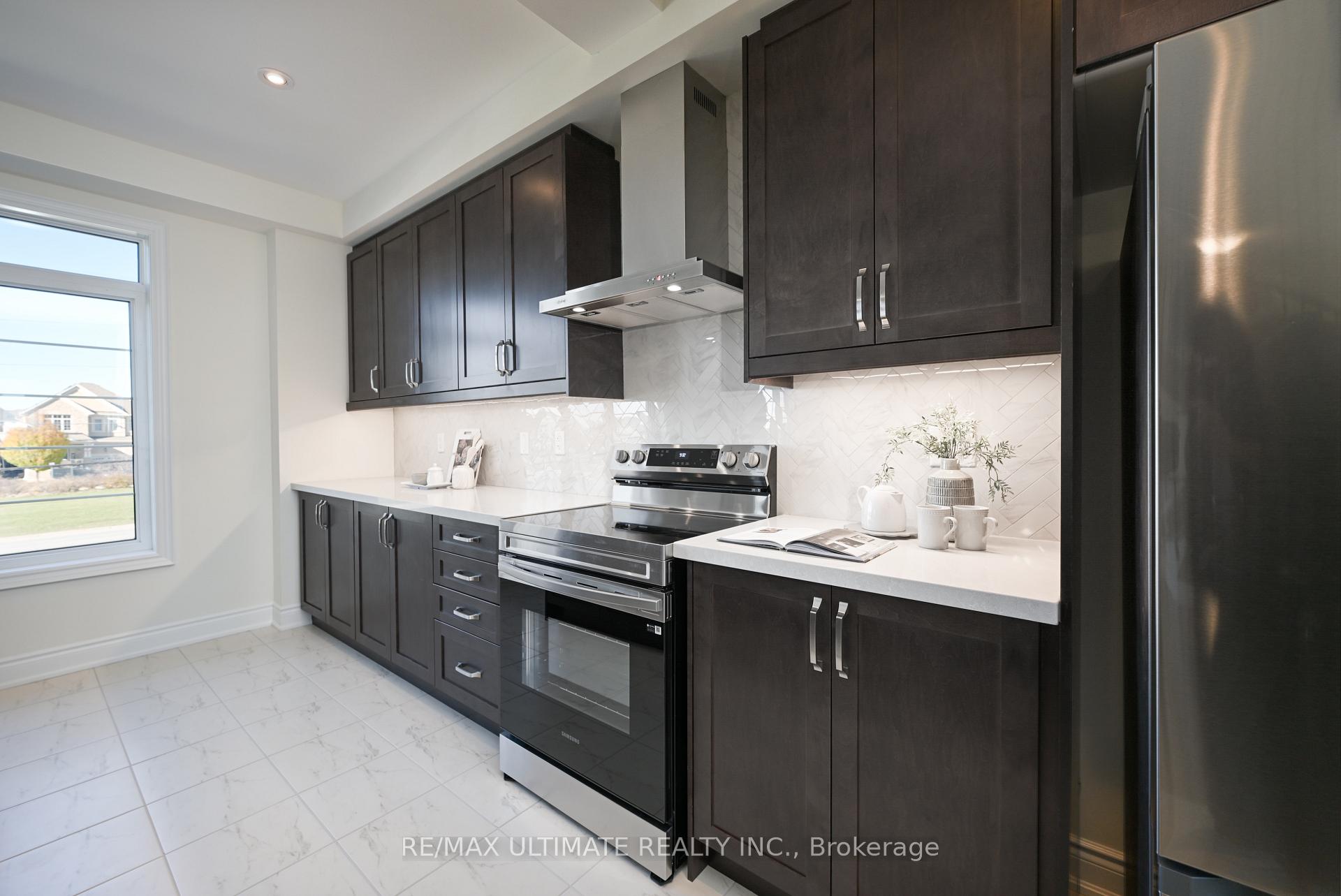Photo 21 of 85 Hayrake Street, Brampton, Snelgrove — HOMEH
