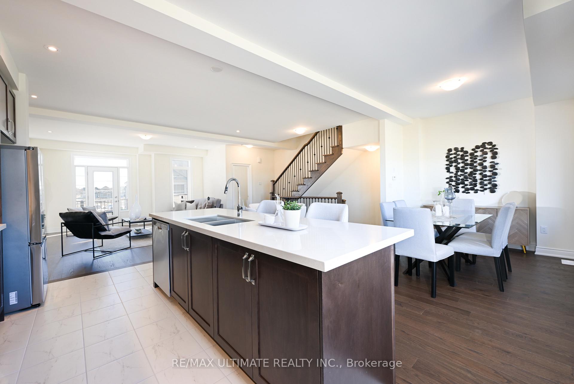 Photo 20 of 85 Hayrake Street, Brampton, Snelgrove — HOMEH