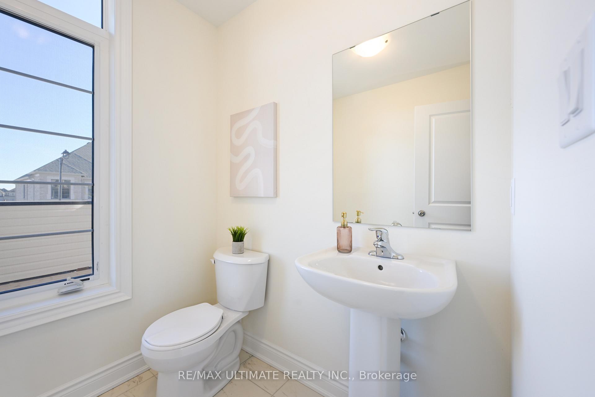 Photo 6 of 85 Hayrake Street, Brampton, Snelgrove — HOMEH