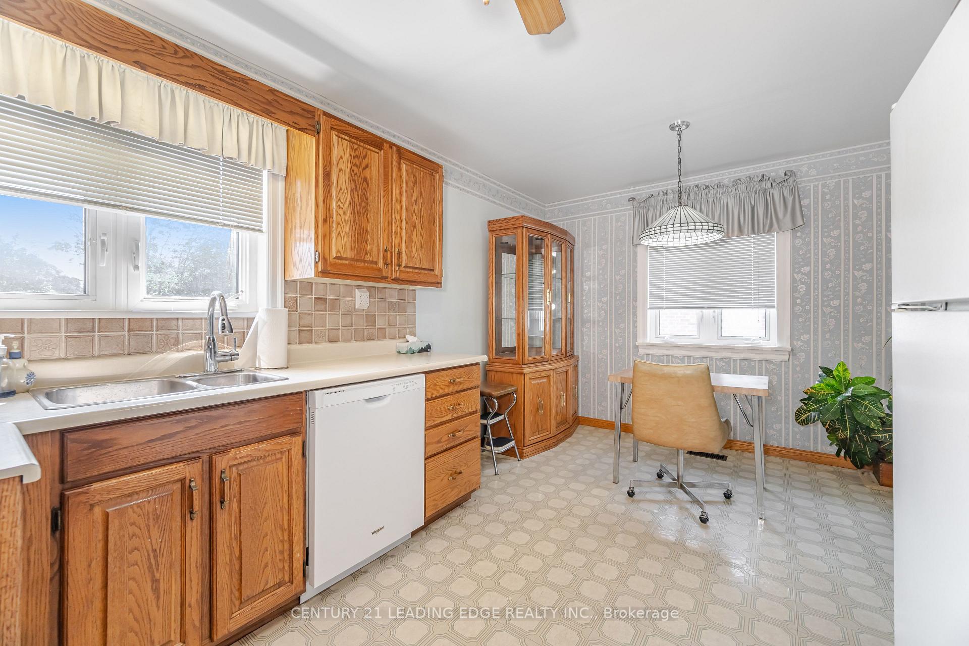 Photo 15 of 59 Chinook Drive, King, Nobleton — HOMEH