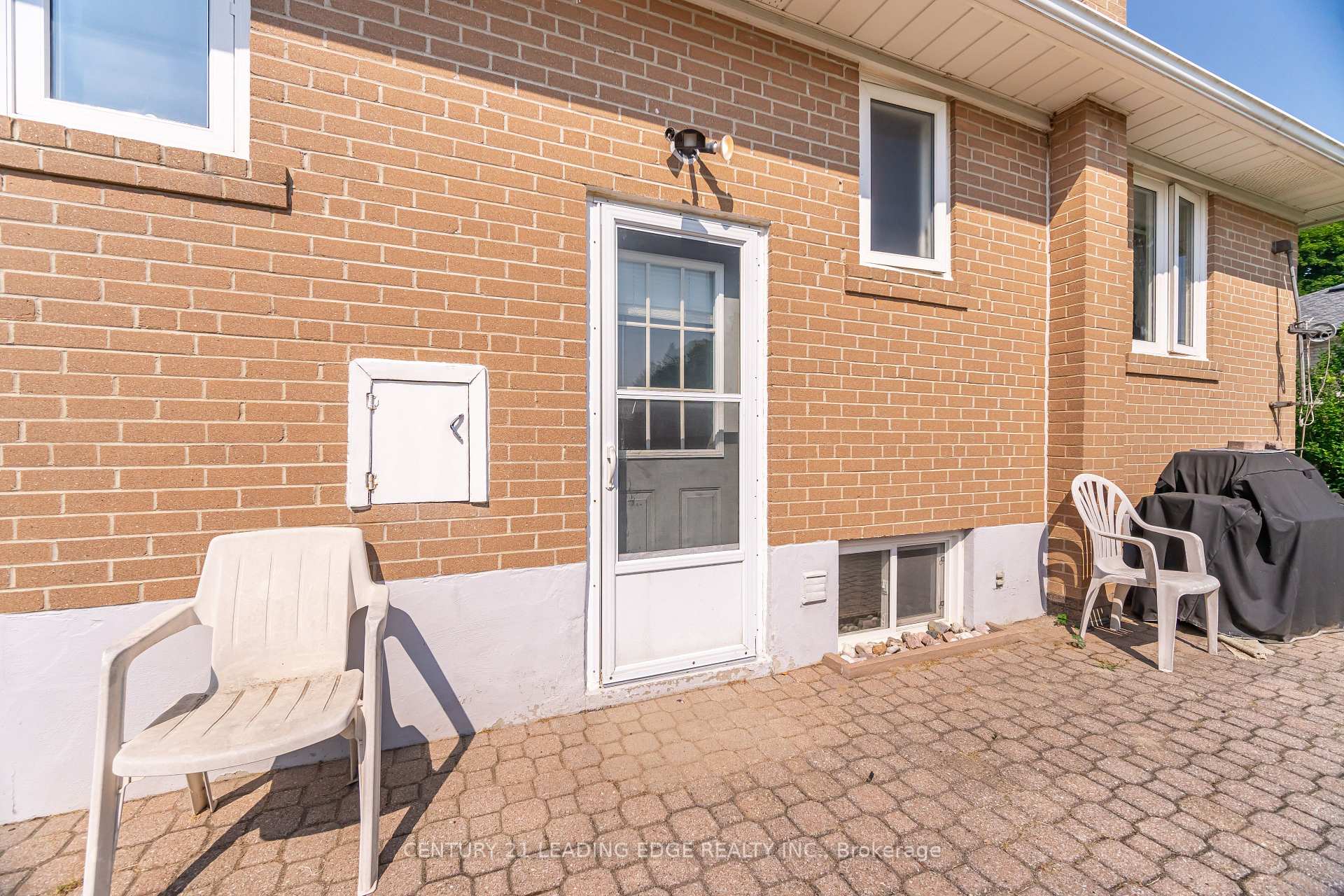 Photo 37 of 59 Chinook Drive, King, Nobleton — HOMEH