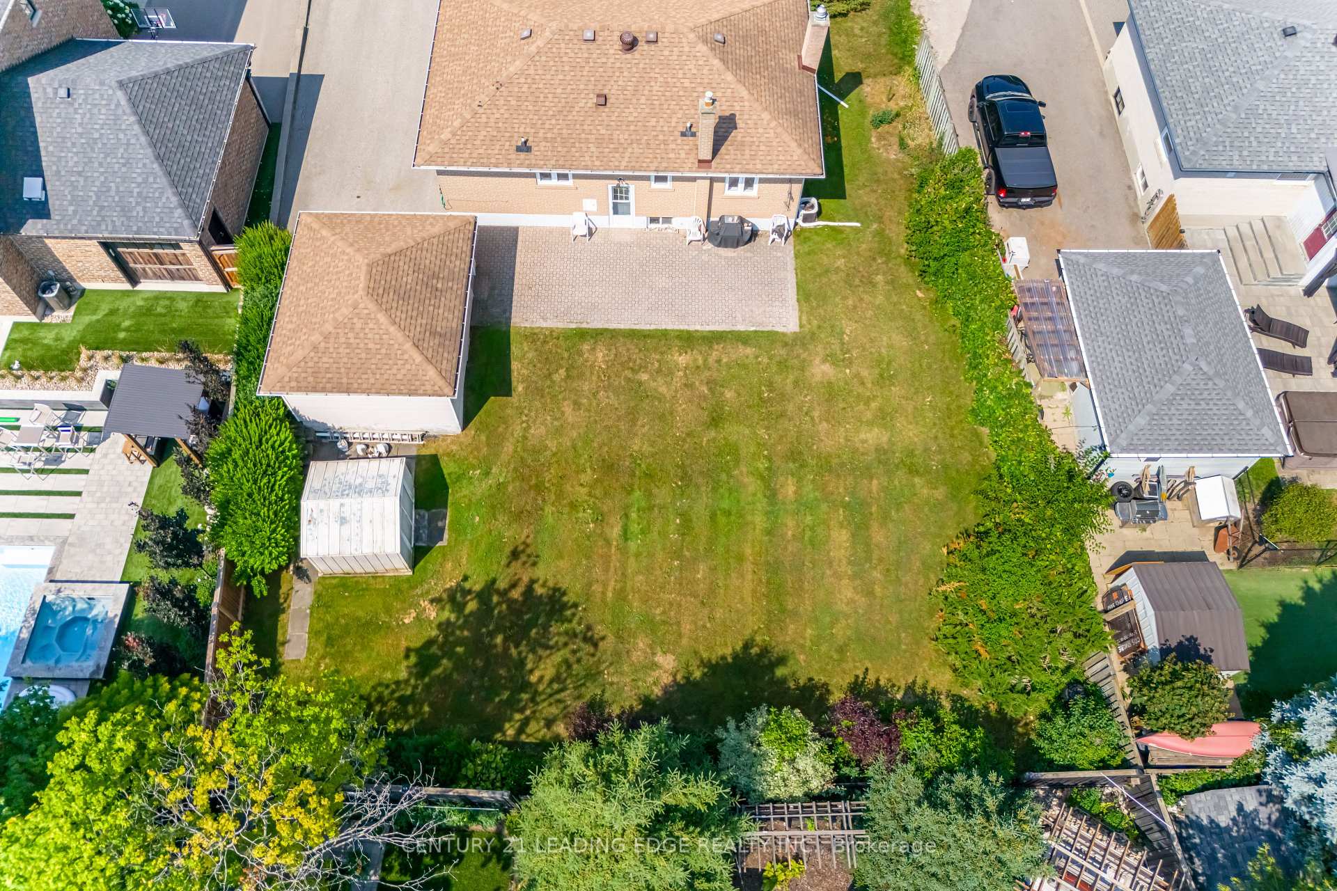 Photo 44 of 59 Chinook Drive, King, Nobleton — HOMEH