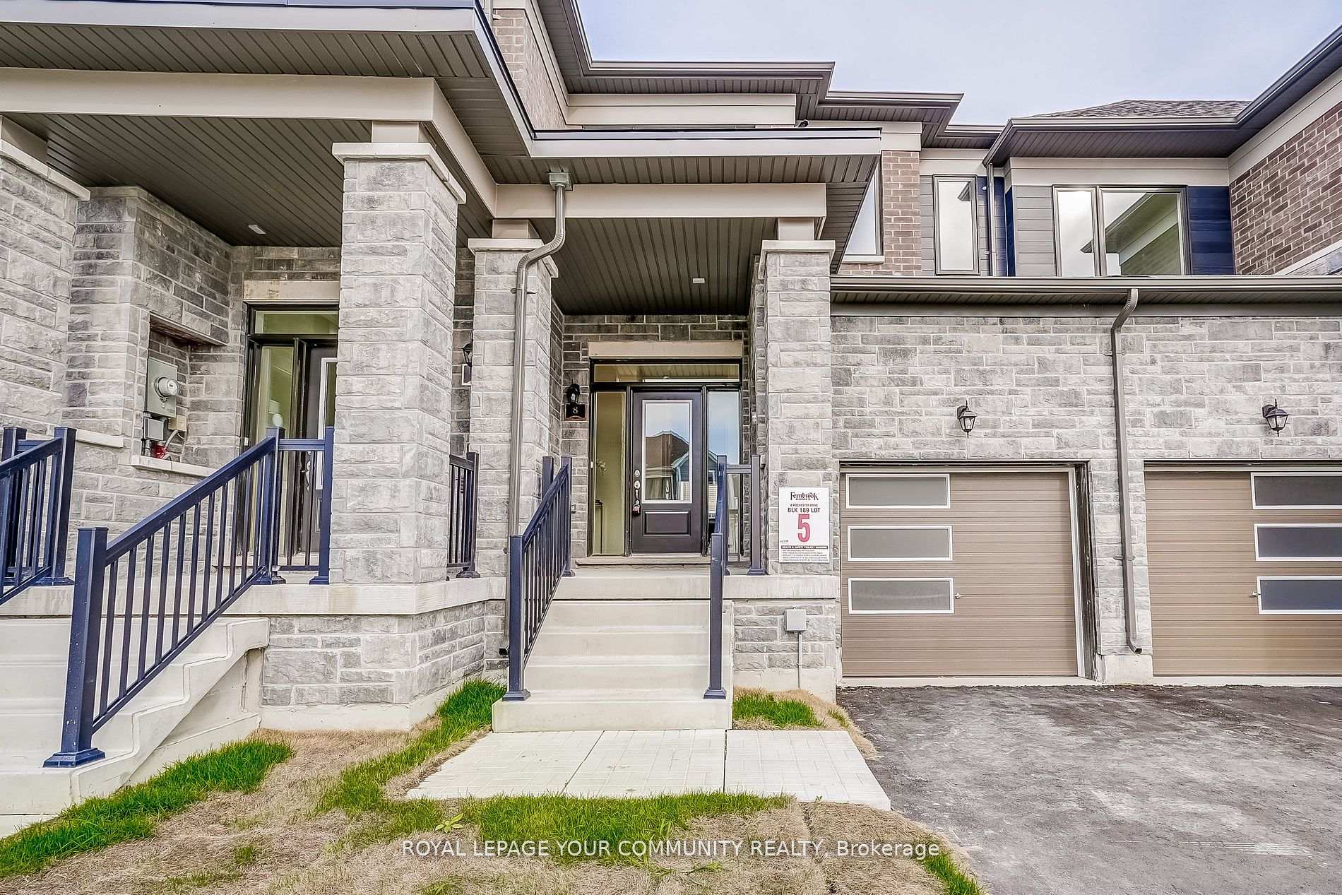 Photo 8 of 8 Rochester Drive, Barrie, Rural Barrie Southeast — HOMEH