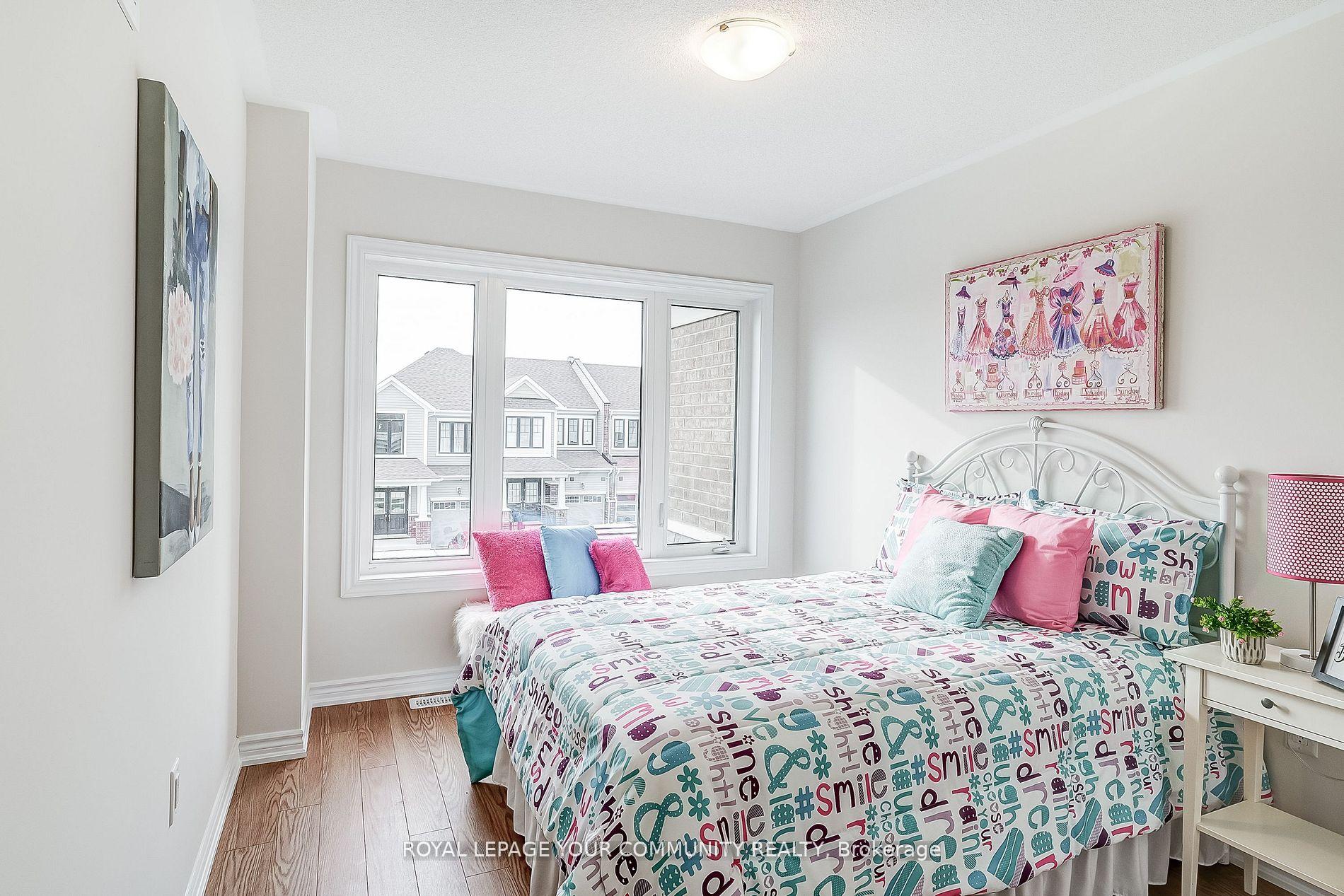 Photo 31 of 8 Rochester Drive, Barrie, Rural Barrie Southeast — HOMEH