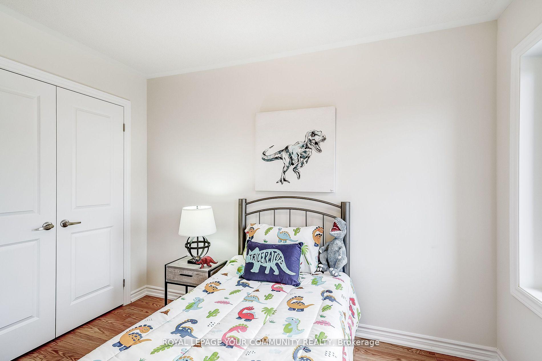 Photo 37 of 8 Rochester Drive, Barrie, Rural Barrie Southeast — HOMEH