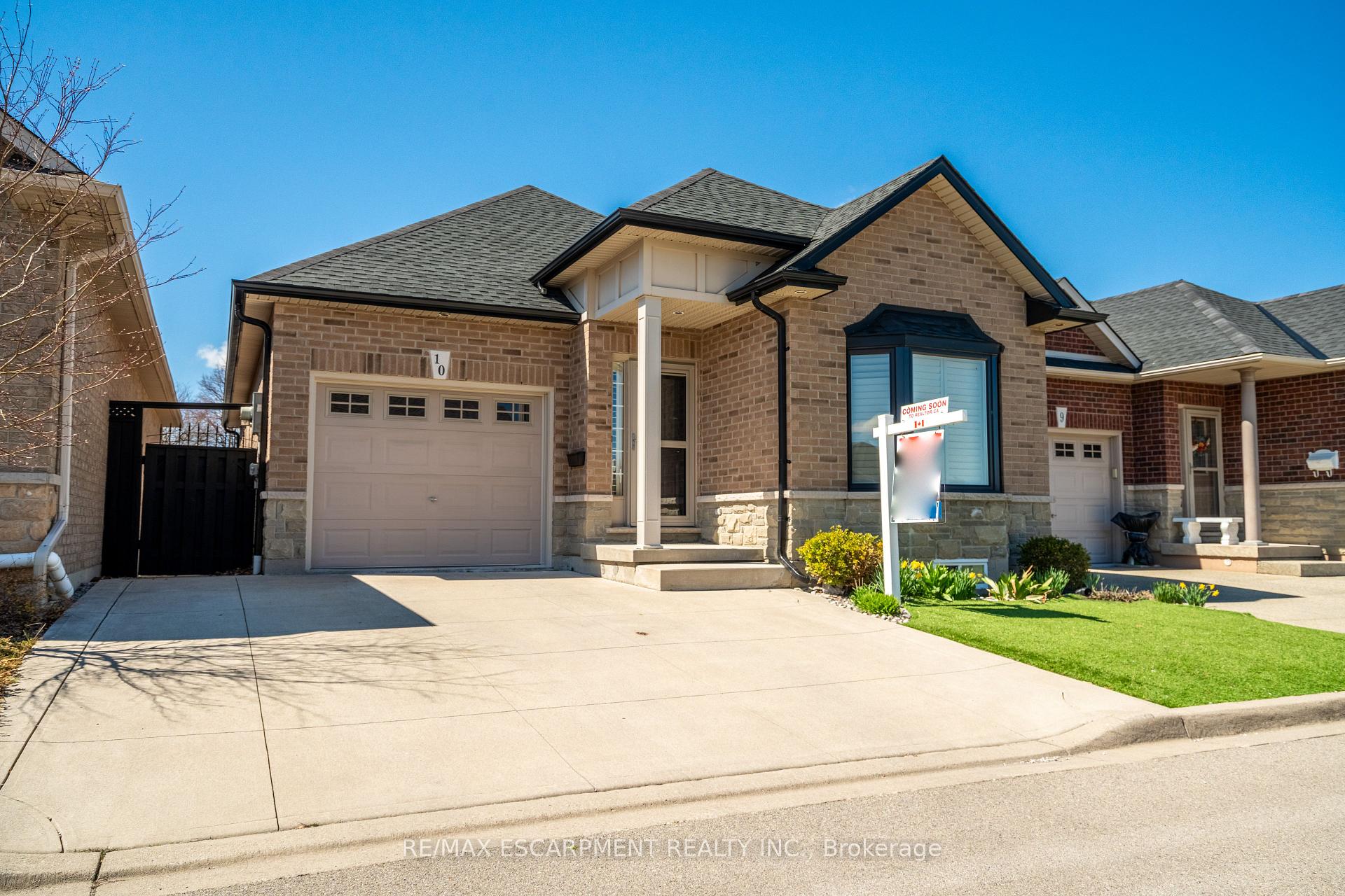 Photo 3 of Unit 10, 10 Greenbrook Drive, Hamilton, Greenford — HOMEH