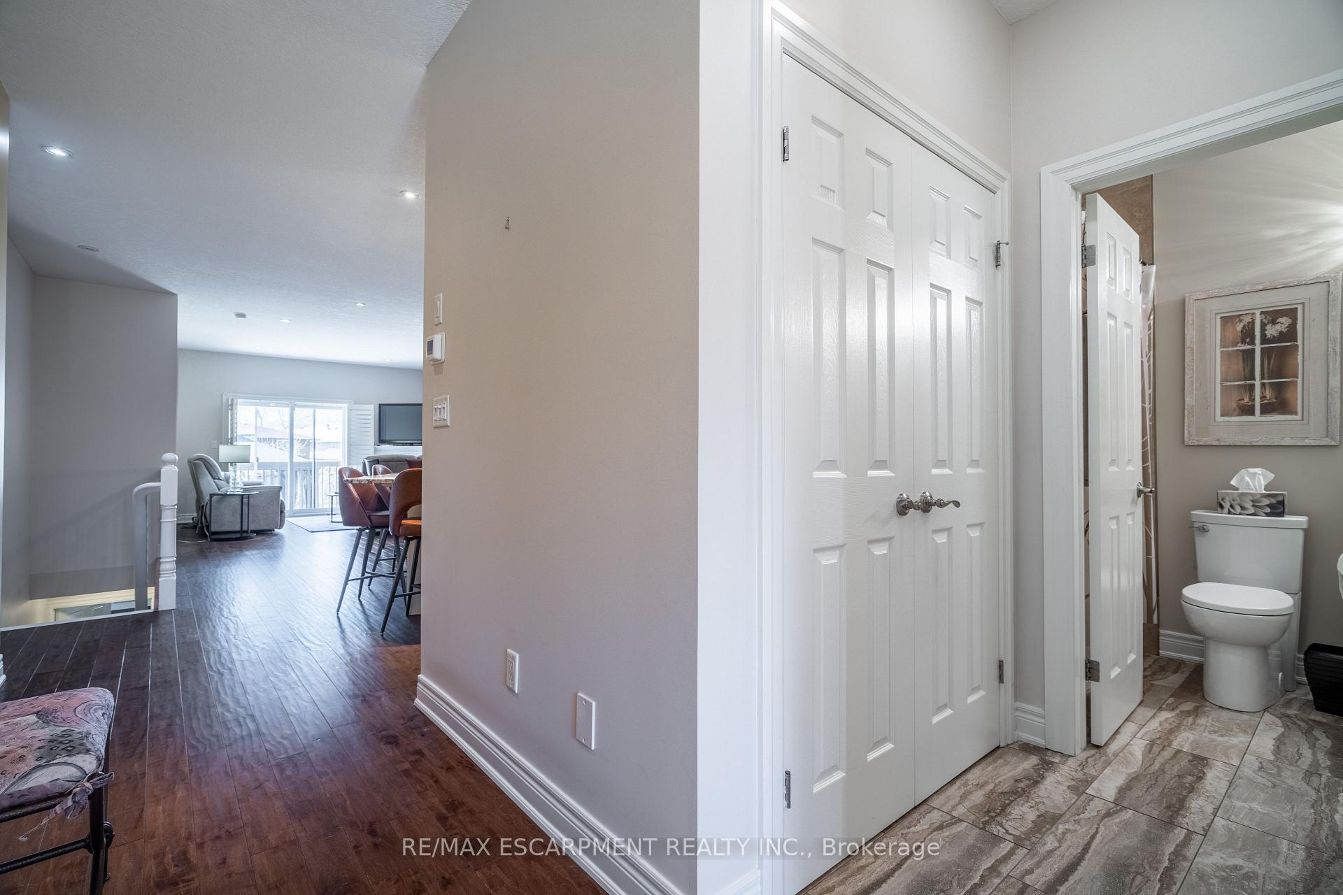 Photo 19 of Unit 10, 10 Greenbrook Drive, Hamilton, Greenford — HOMEH