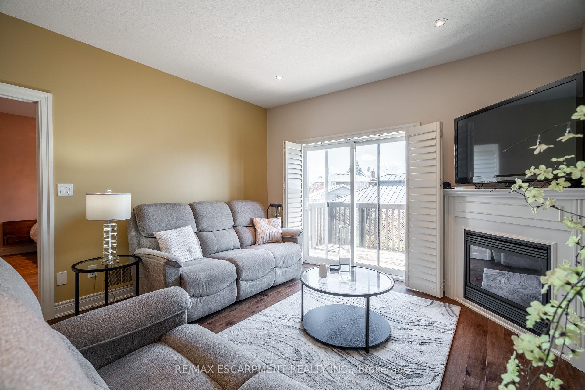 Photo 33 of Unit 10, 10 Greenbrook Drive, Hamilton, Greenford — HOMEH