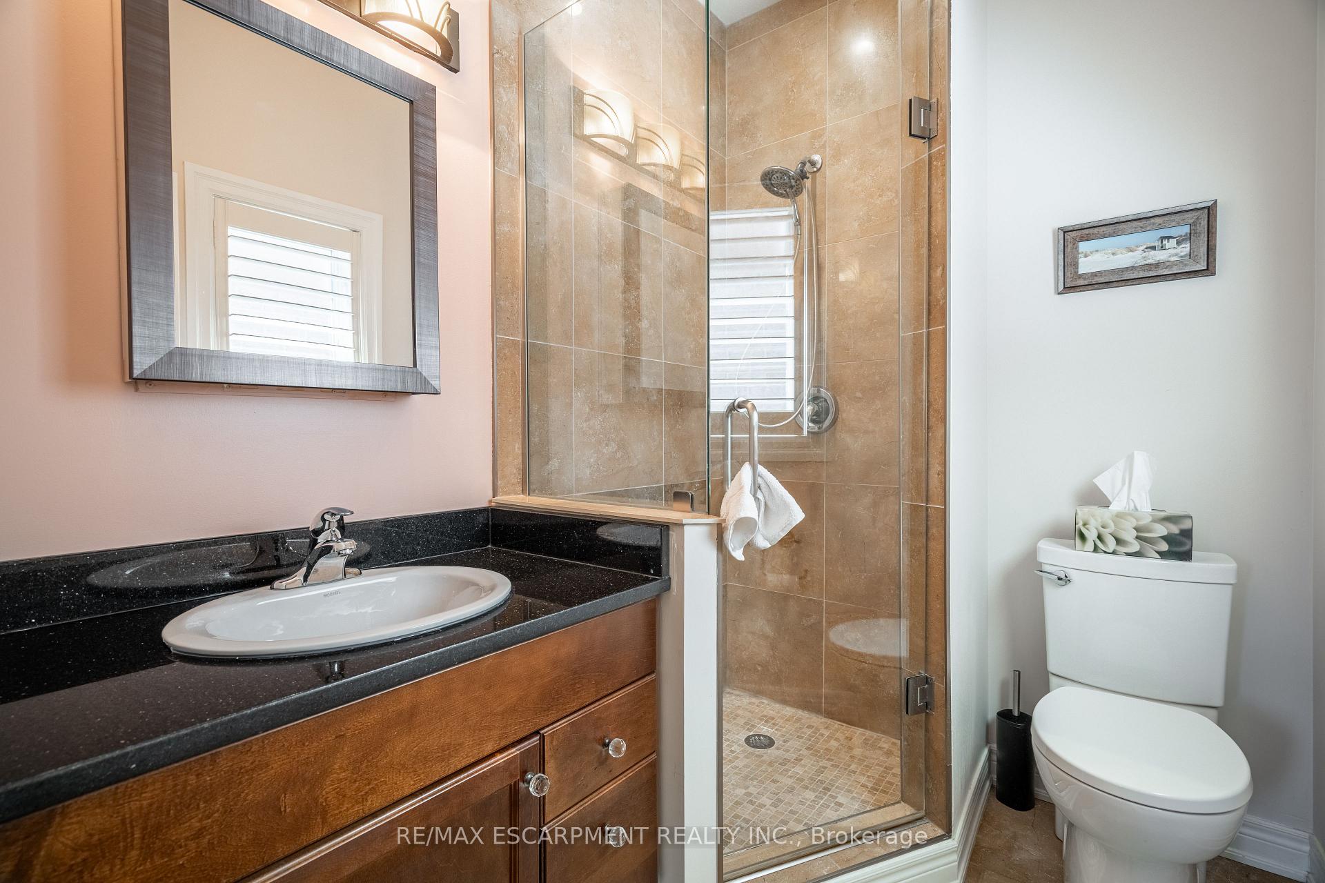 Photo 6 of Unit 10, 10 Greenbrook Drive, Hamilton, Greenford — HOMEH
