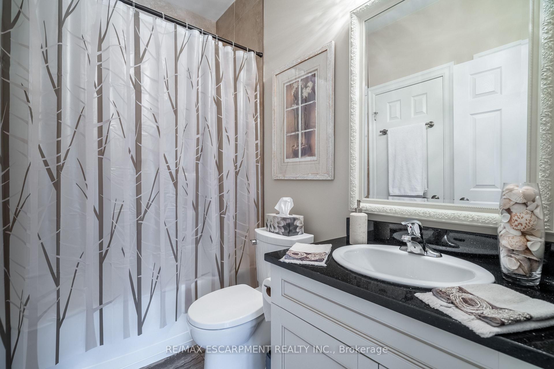 Photo 26 of Unit 10, 10 Greenbrook Drive, Hamilton, Greenford — HOMEH