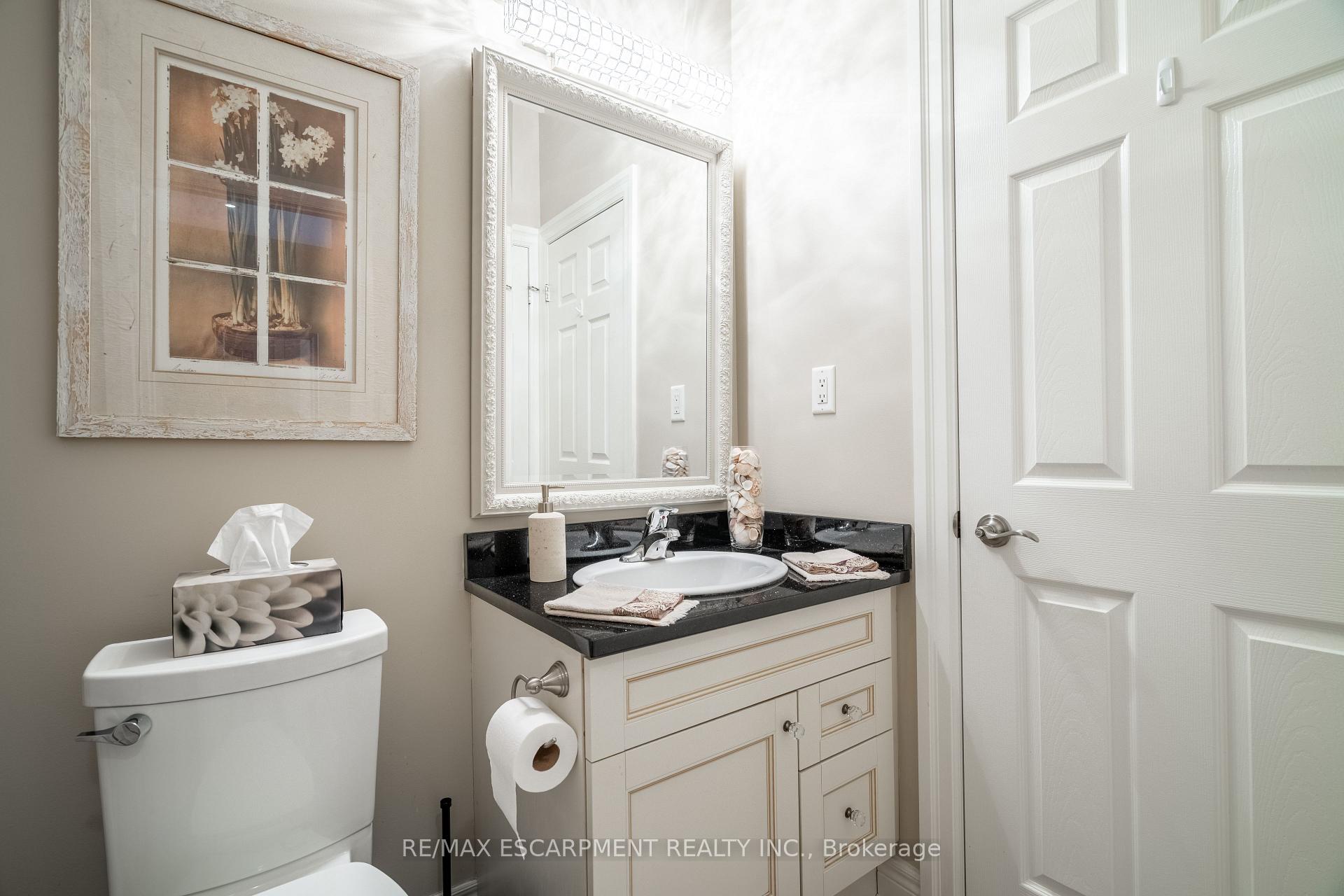 Photo 22 of Unit 10, 10 Greenbrook Drive, Hamilton, Greenford — HOMEH