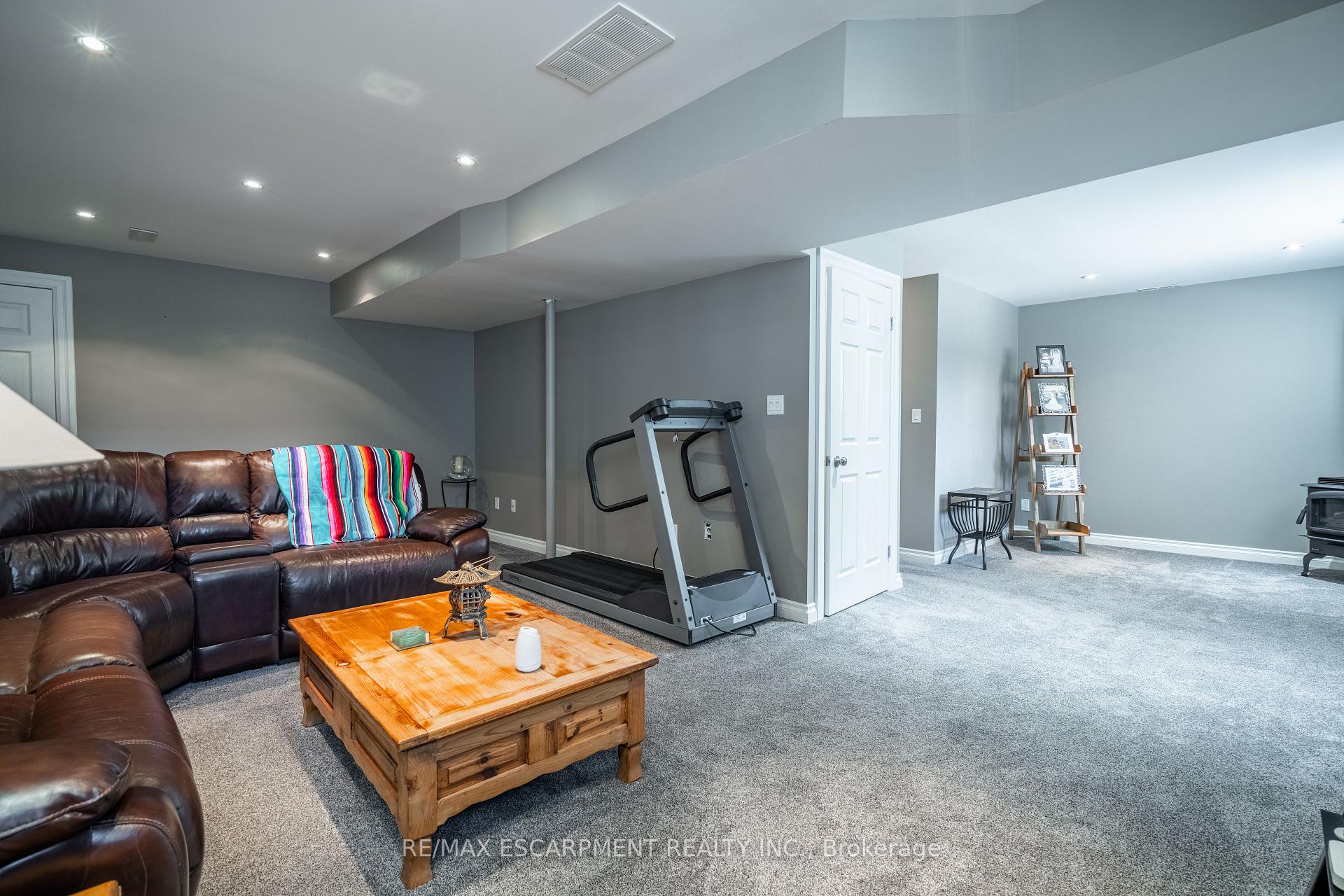 Photo 28 of Unit 10, 10 Greenbrook Drive, Hamilton, Greenford — HOMEH