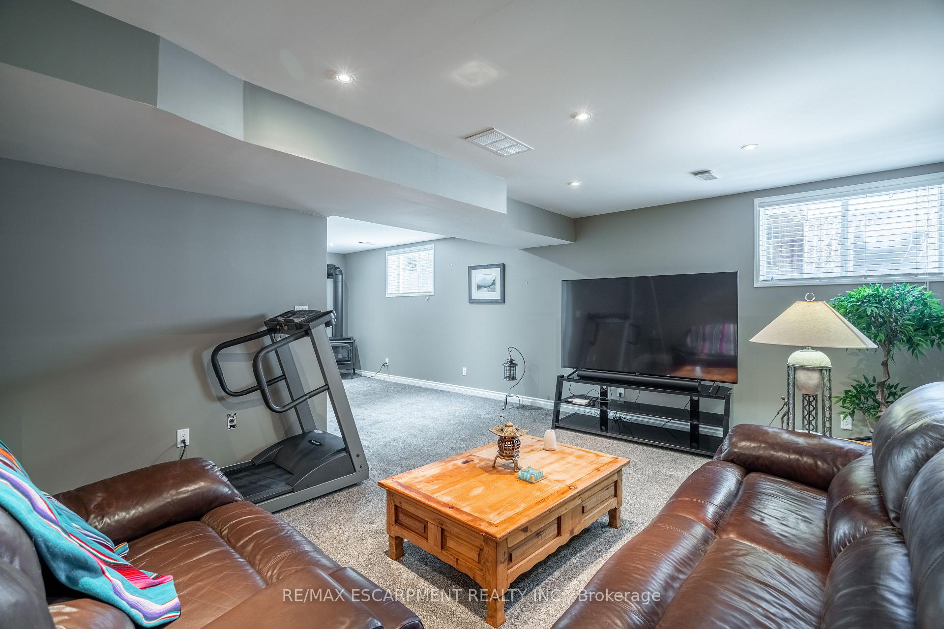 Photo 39 of Unit 10, 10 Greenbrook Drive, Hamilton, Greenford — HOMEH